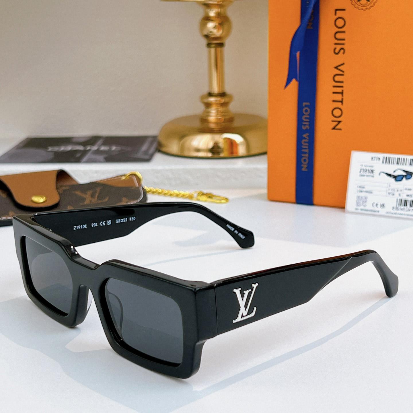 Louis Vuitton LV Clash Low Square Sunglasses   Z2864E - FashionPlug