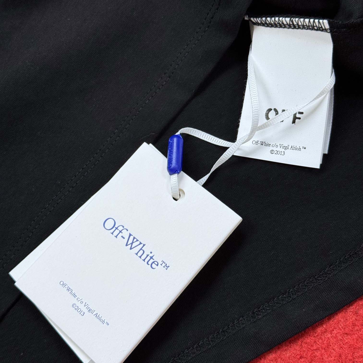 Off-White Big Bookish T-Shirt In Black - FashionPlug