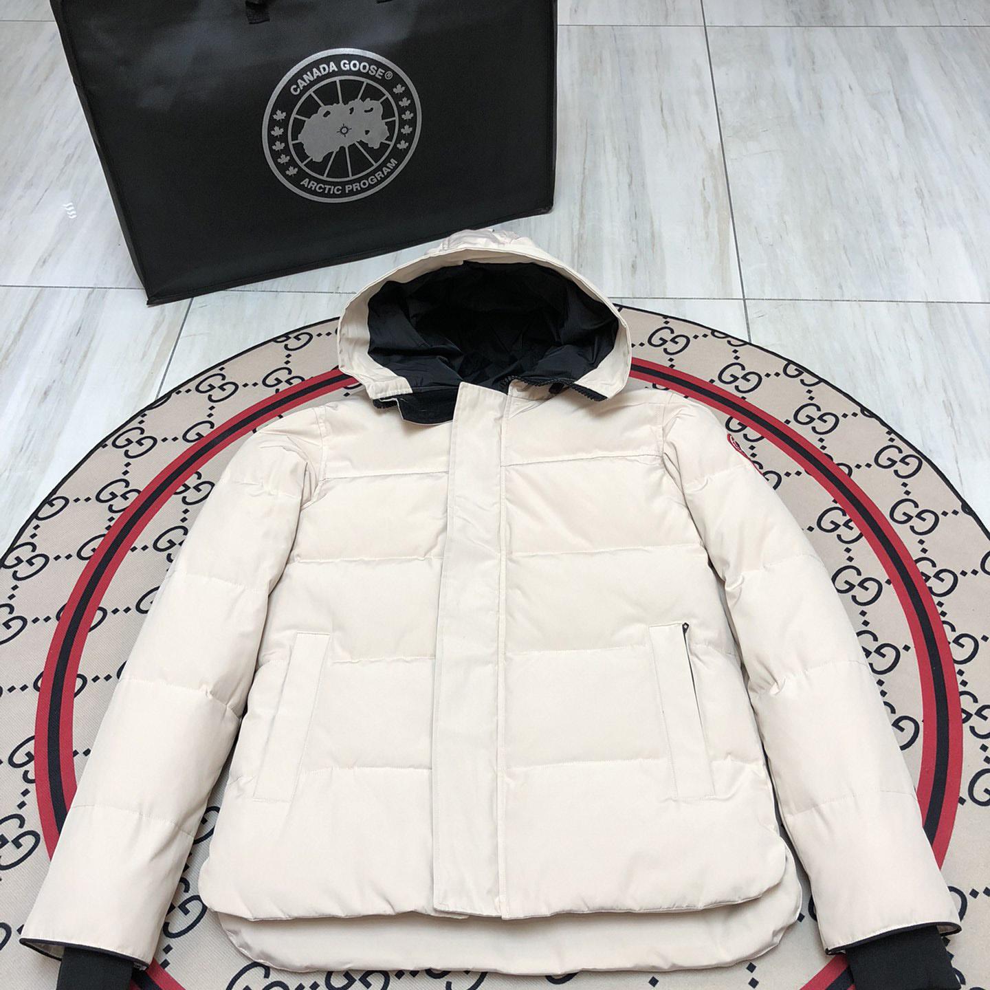 Canada Goose Parka - FashionPlug