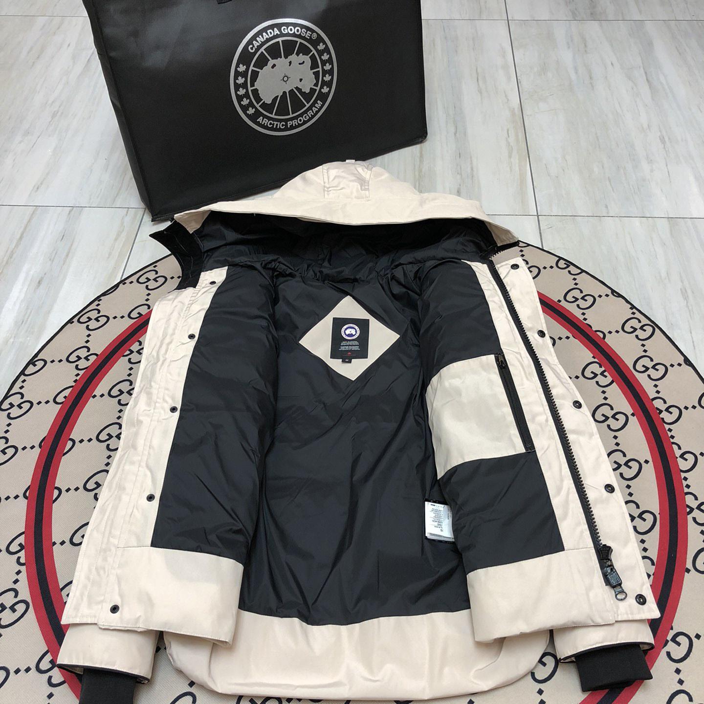 Canada Goose Parka - FashionPlug