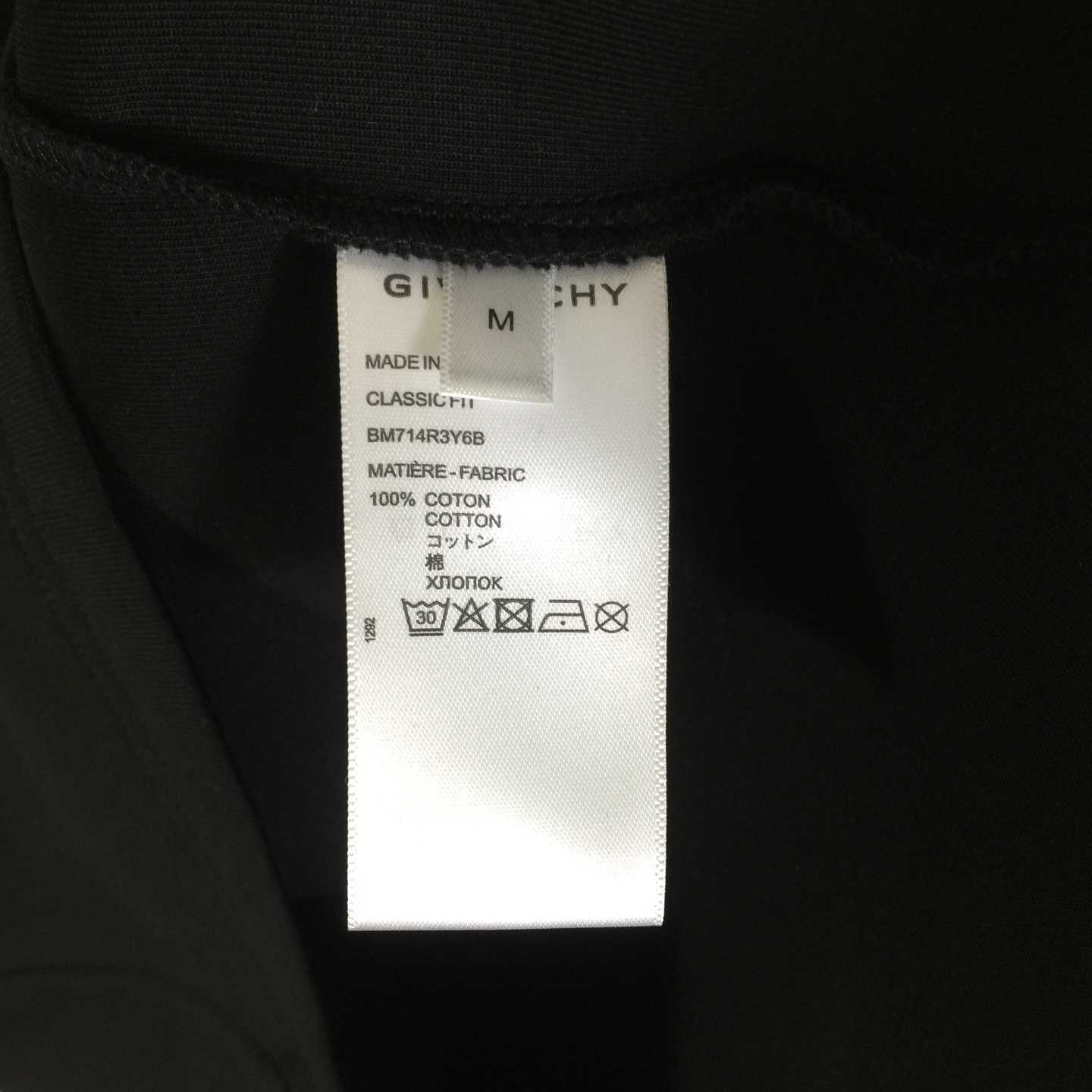 Givenchy T-shirt In Cotton - FashionPlug
