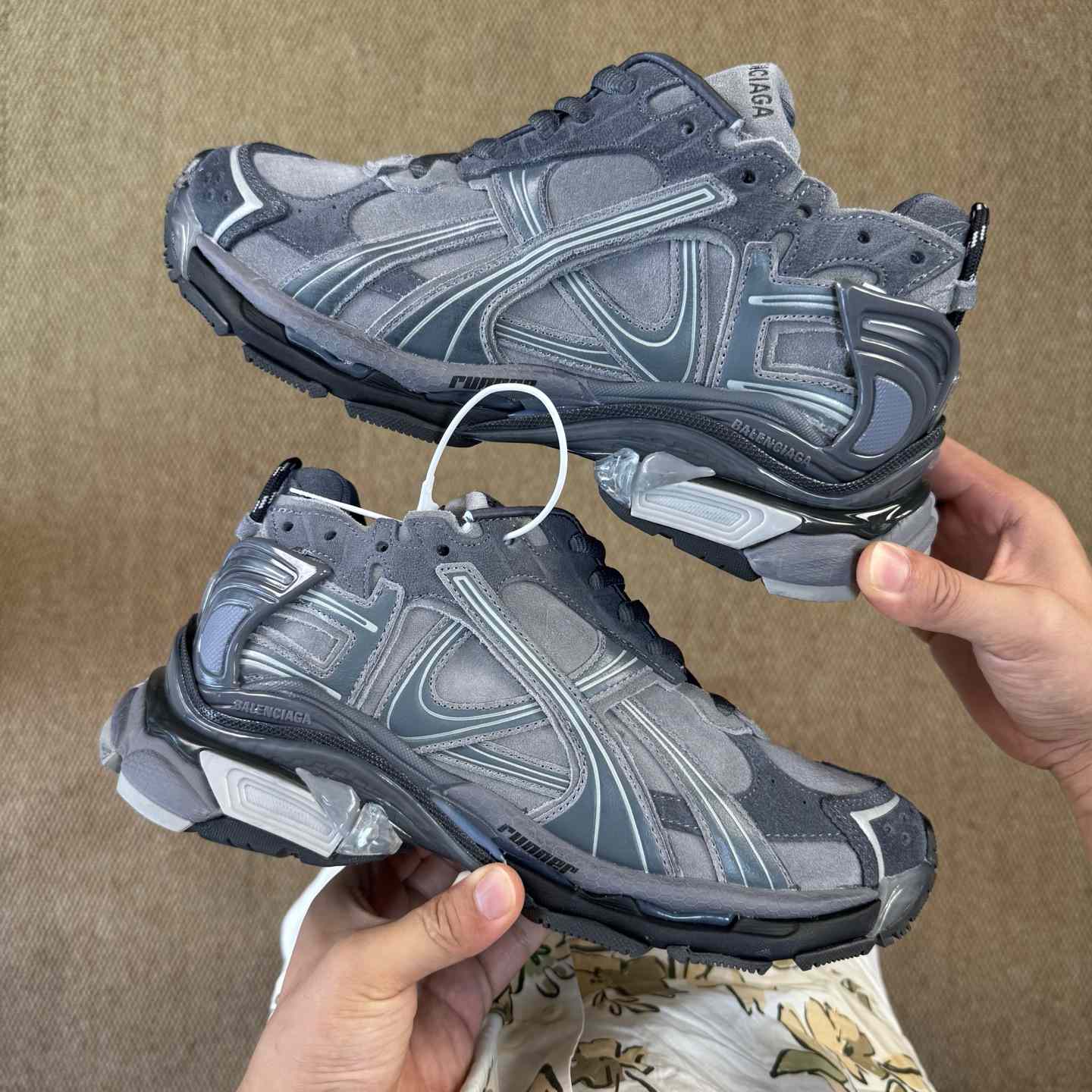 Balenciaga Runner Kith Four.Color  - FashionPlug