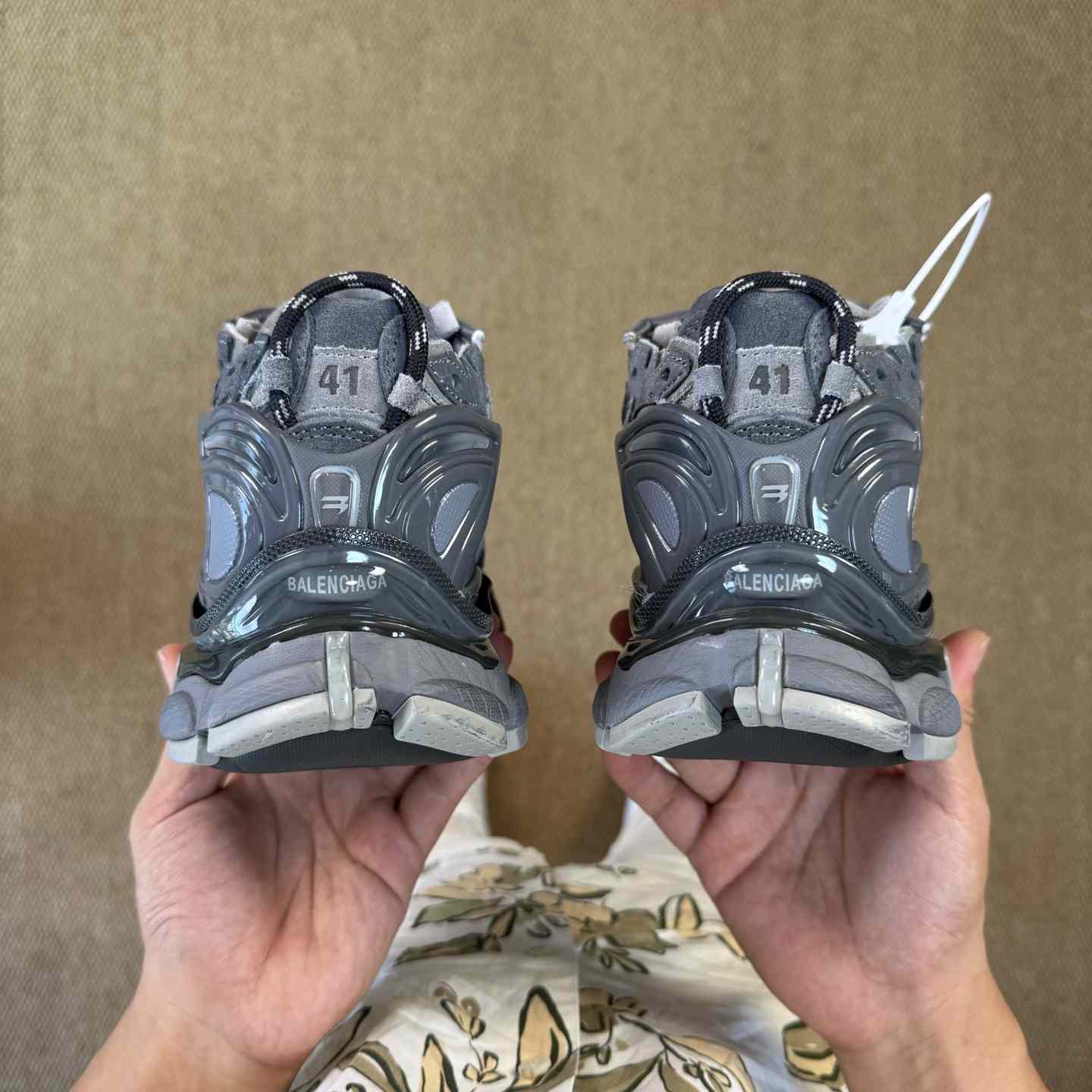 Balenciaga Runner Kith Four.Color  - FashionPlug