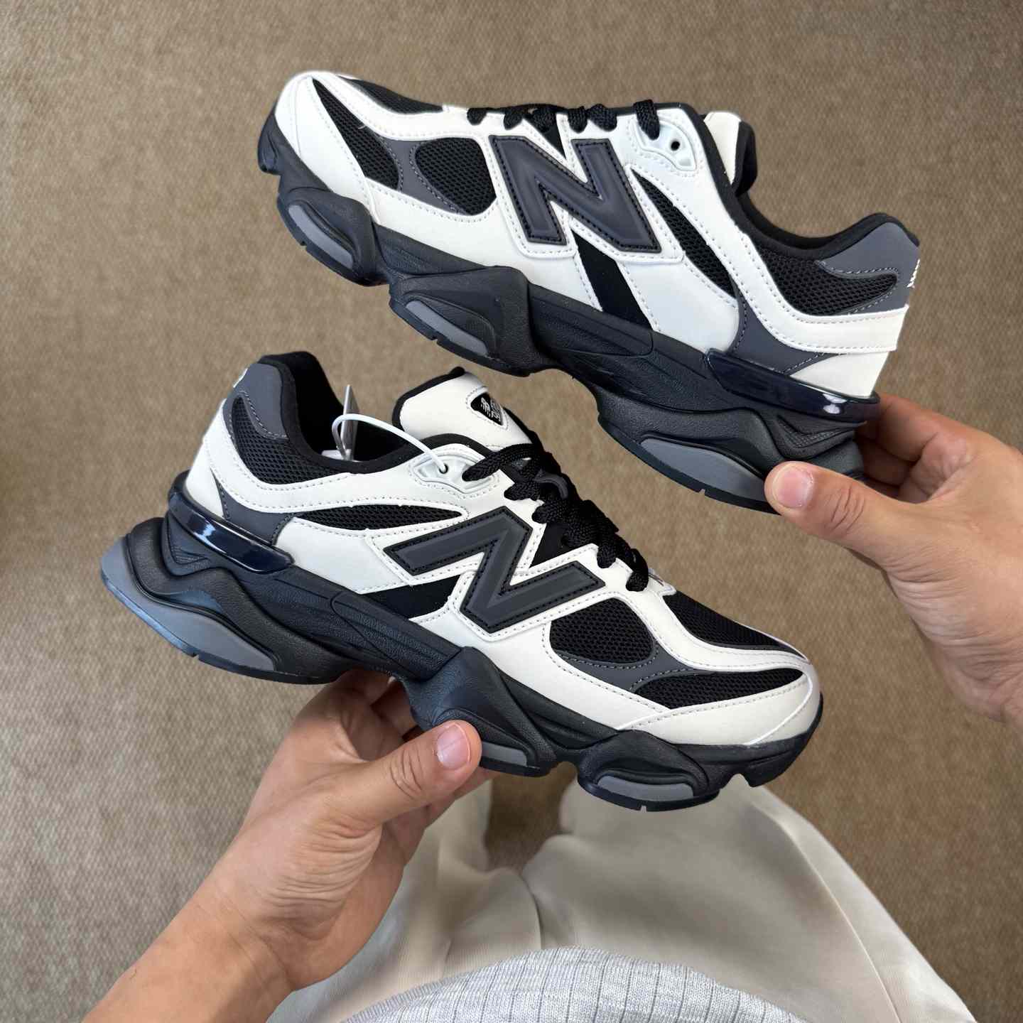 New Balance NB9060 Sneakers   U9060ZBS - FashionPlug