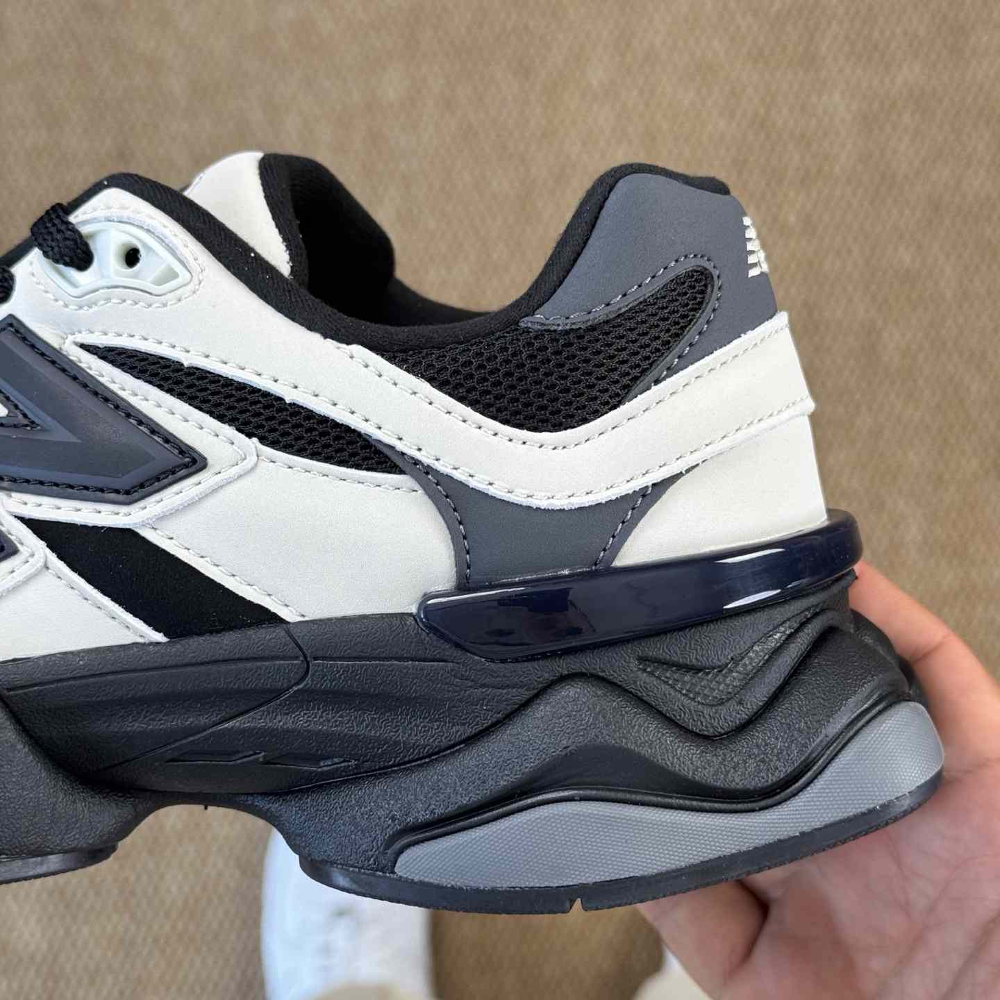 New Balance NB9060 Sneakers   U9060ZBS - FashionPlug