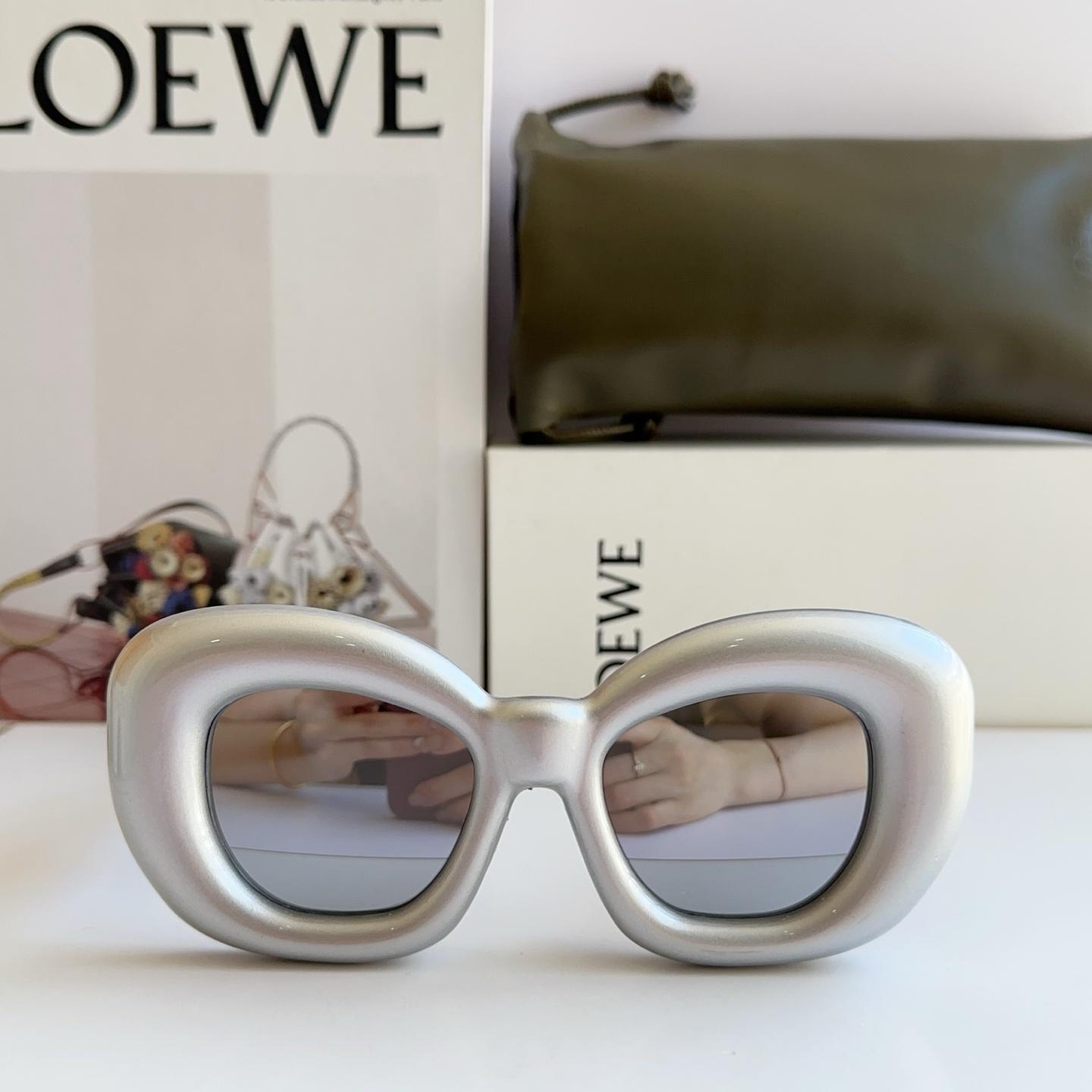 Loewe LW40100l Sunglasses  - FashionPlug
