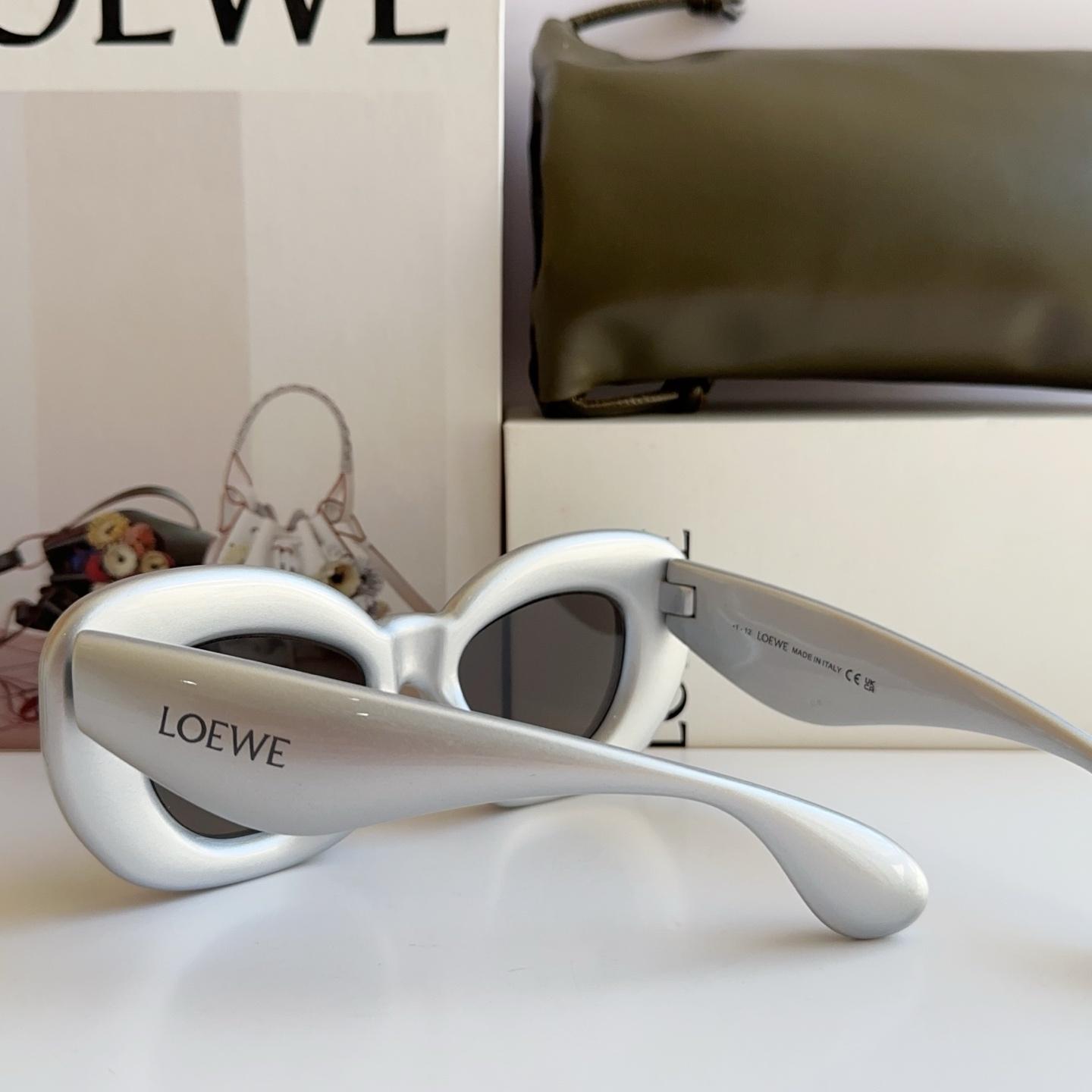 Loewe LW40100l Sunglasses  - FashionPlug