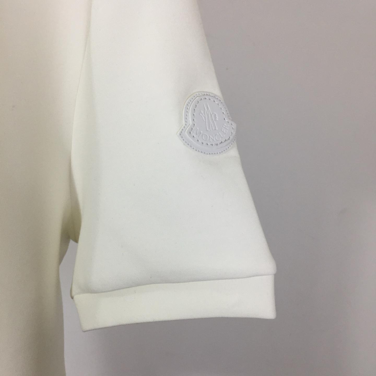 Moncler Logo T-Shirt - FashionPlug