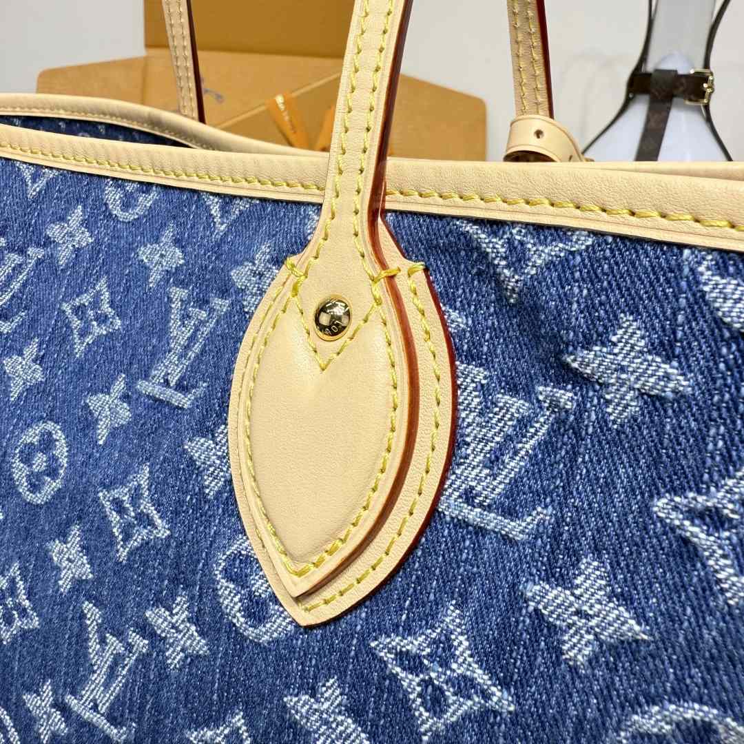 Louis Vuitton Neverfull MM   M13192 - FashionPlug