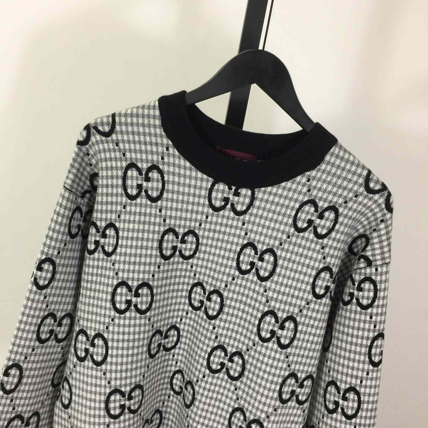 Gucci Sweater - FashionPlug