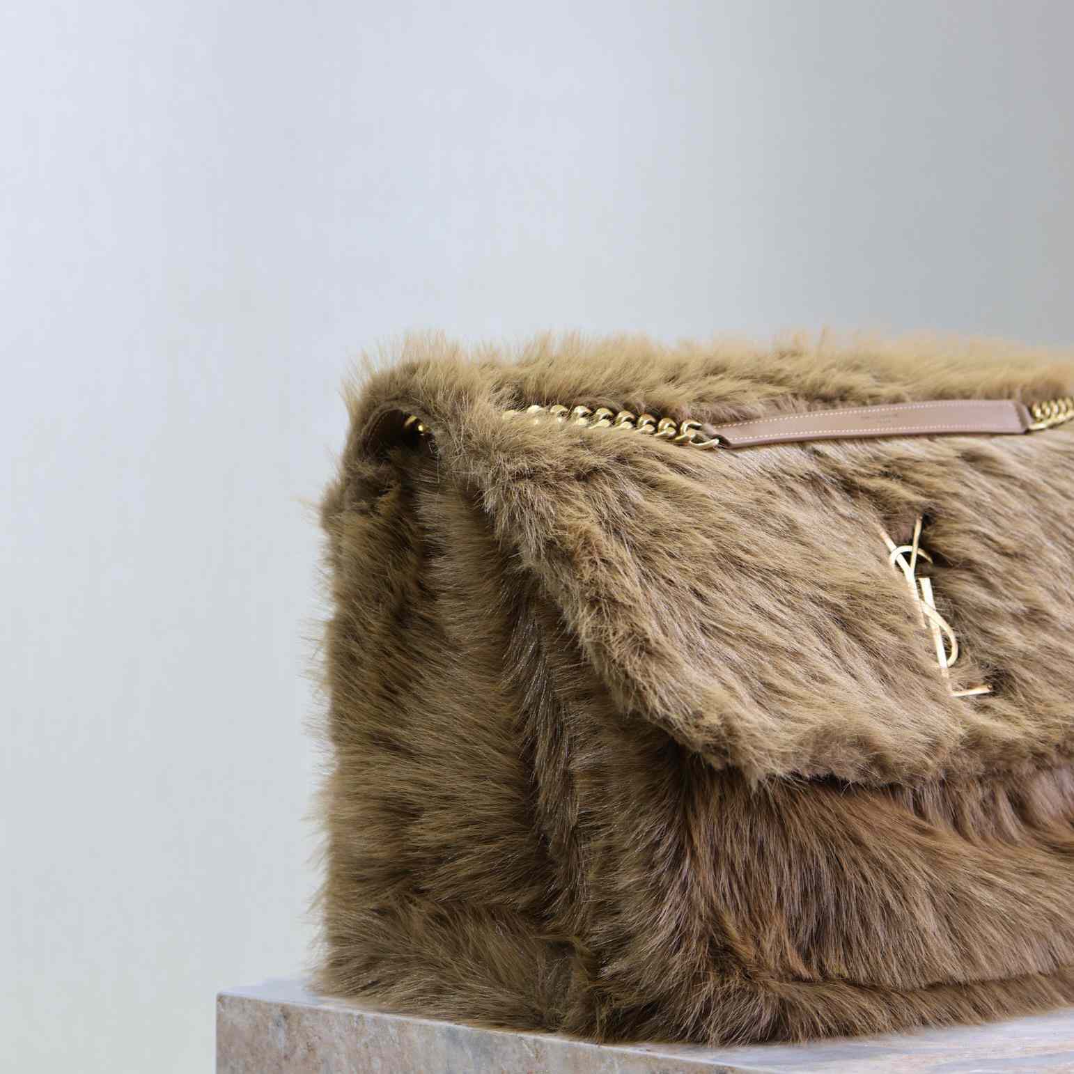 Saint Laurent Niki  47×34×16cm - FashionPlug