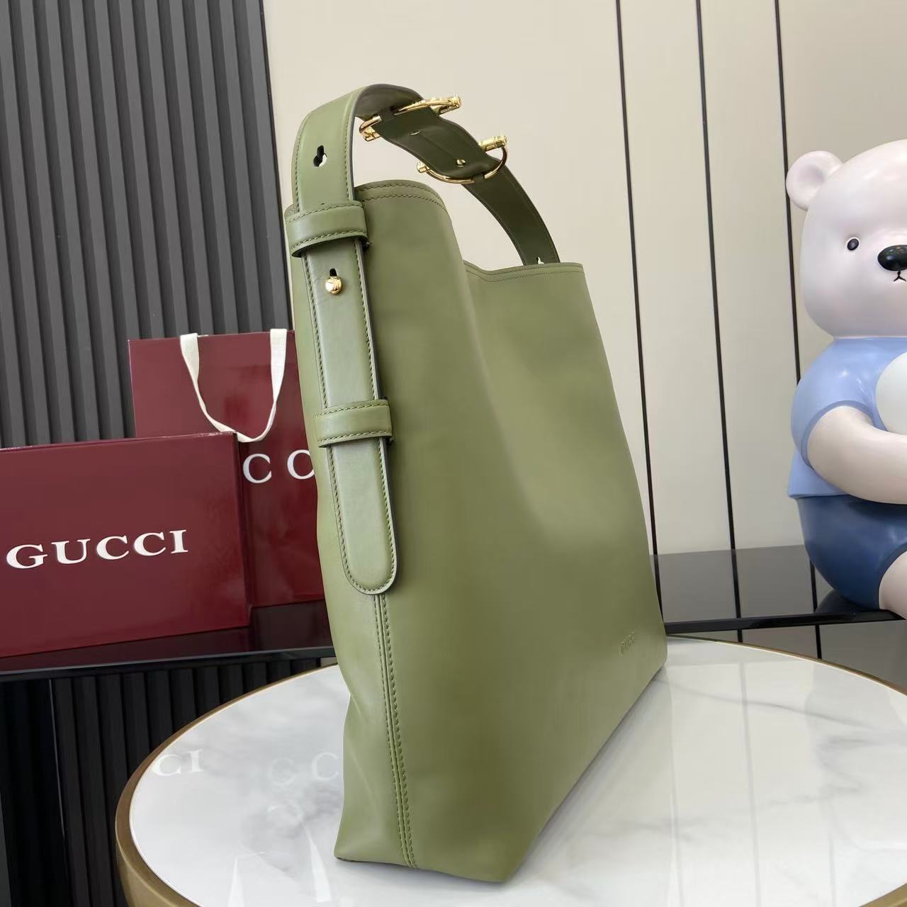 Gucci Beatrix Large Tote Bag - FashionPlug