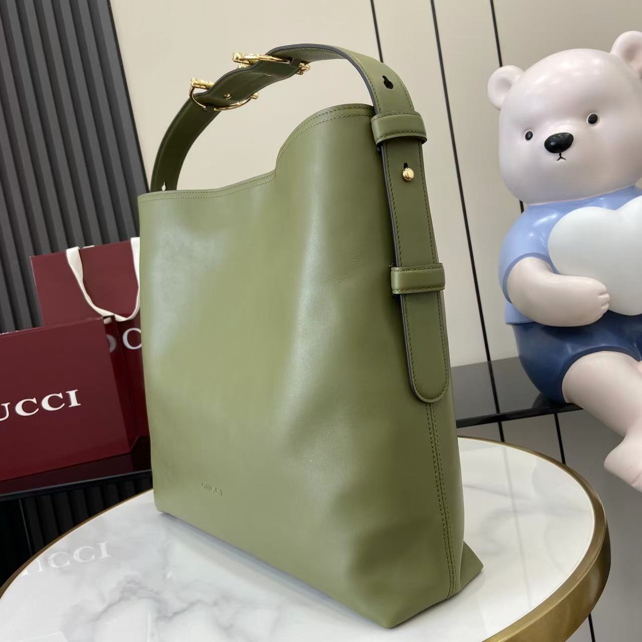 Gucci Beatrix Large Tote Bag - FashionPlug