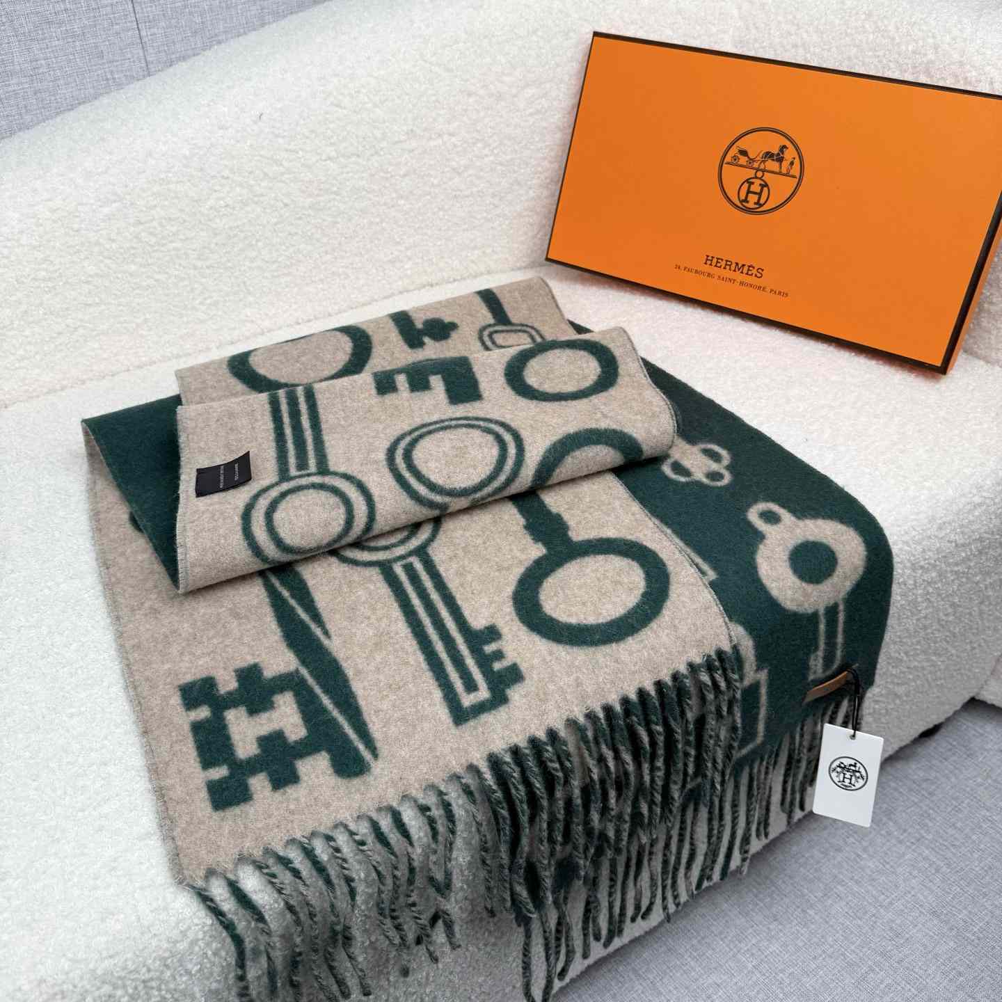 Hermes Casaque Porte-Clefs Scarf - FashionPlug