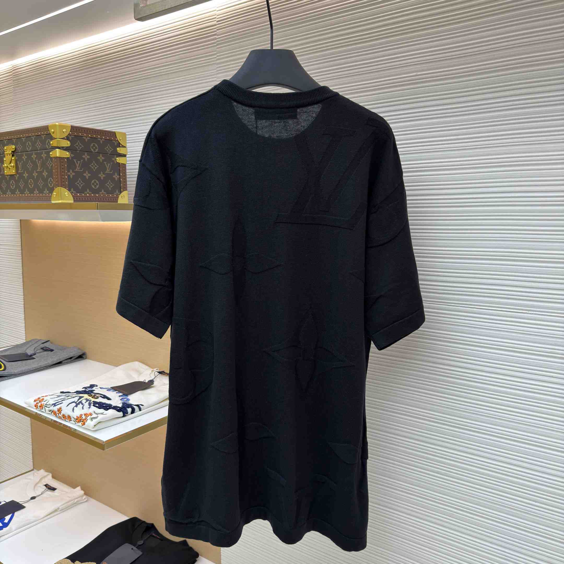 Louis Vuitton Monogram Short-Sleeved Cotton Crewneck    - FashionPlug