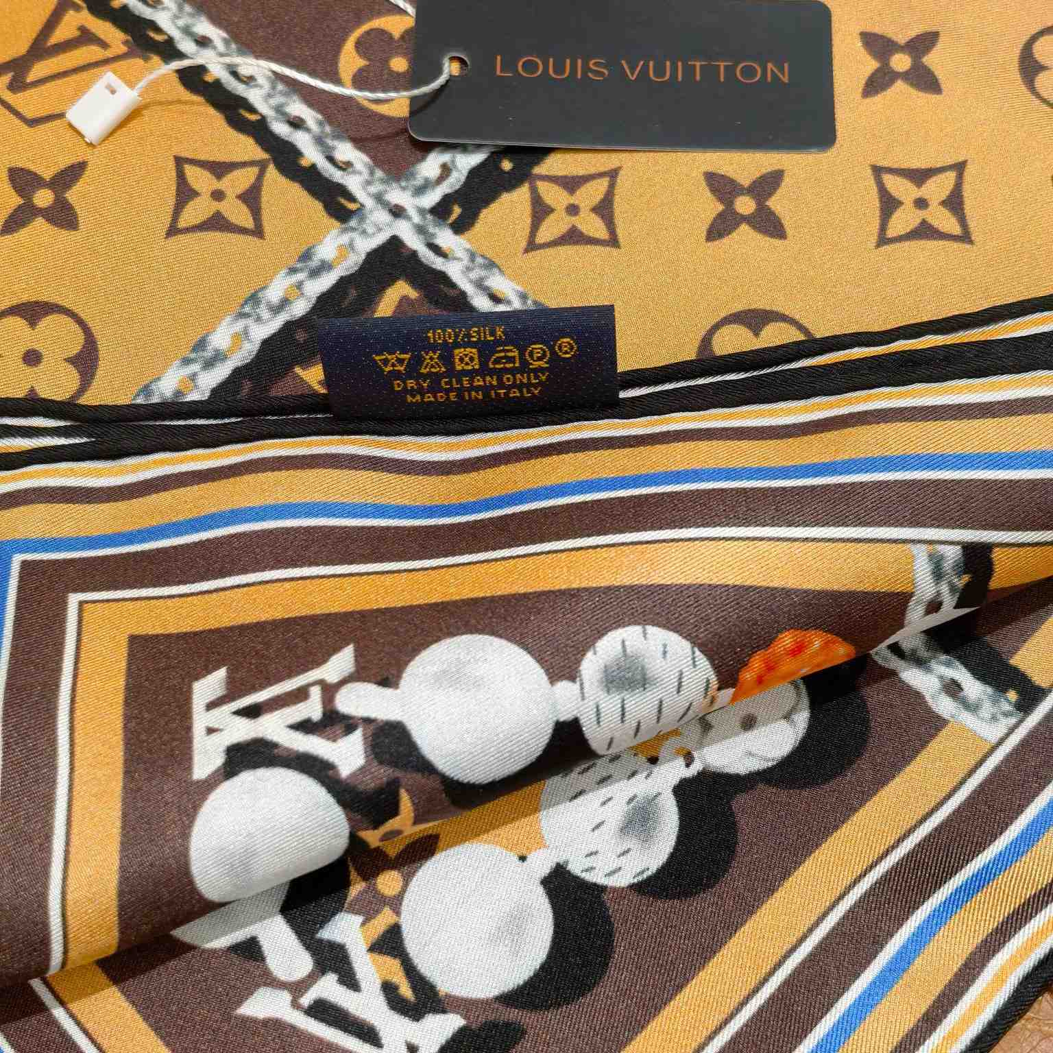 Louis Vuitton Dandy Monogram Silk Square   M94848 - FashionPlug
