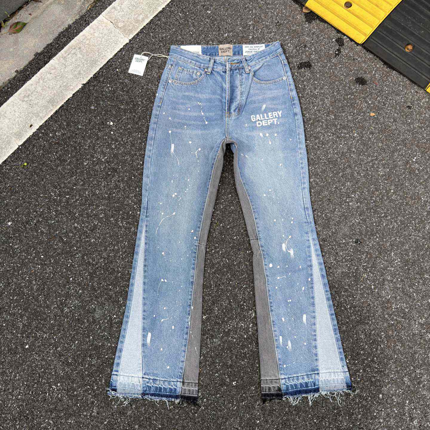 Gallery Dept. Jeans - FashionPlug