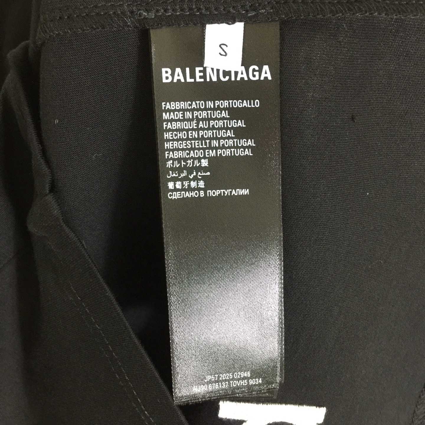 Balenciaga 3B Sports Icon T-Shirt In Washed Black Dry Fleece - FashionPlug