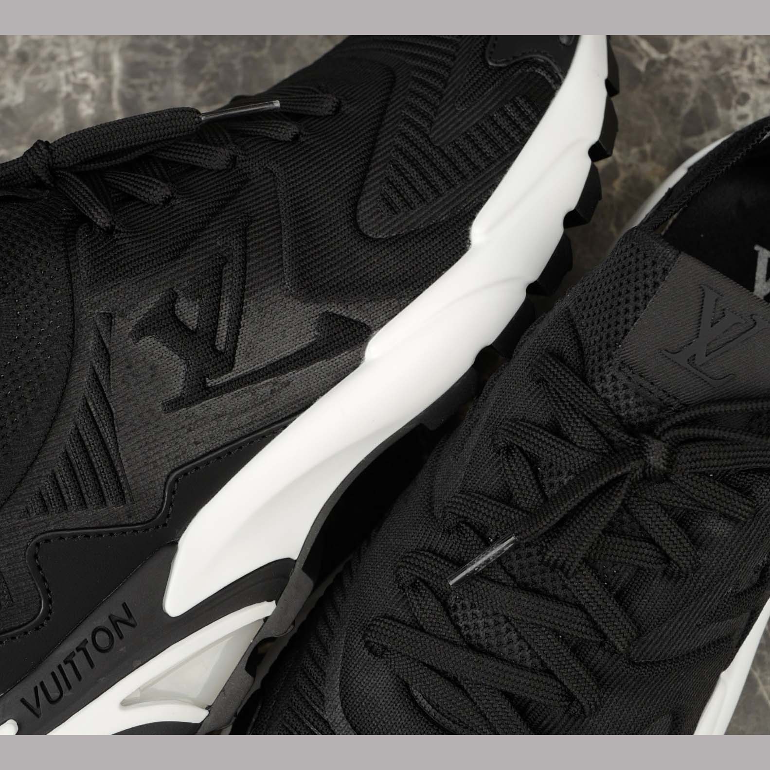 Louis Vuitton LV Runner Tatic Sneaker   1AILIU - FashionPlug