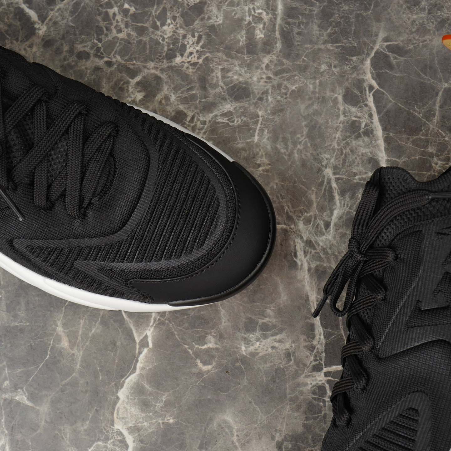 Louis Vuitton LV Runner Tatic Sneaker   1AILIU - FashionPlug