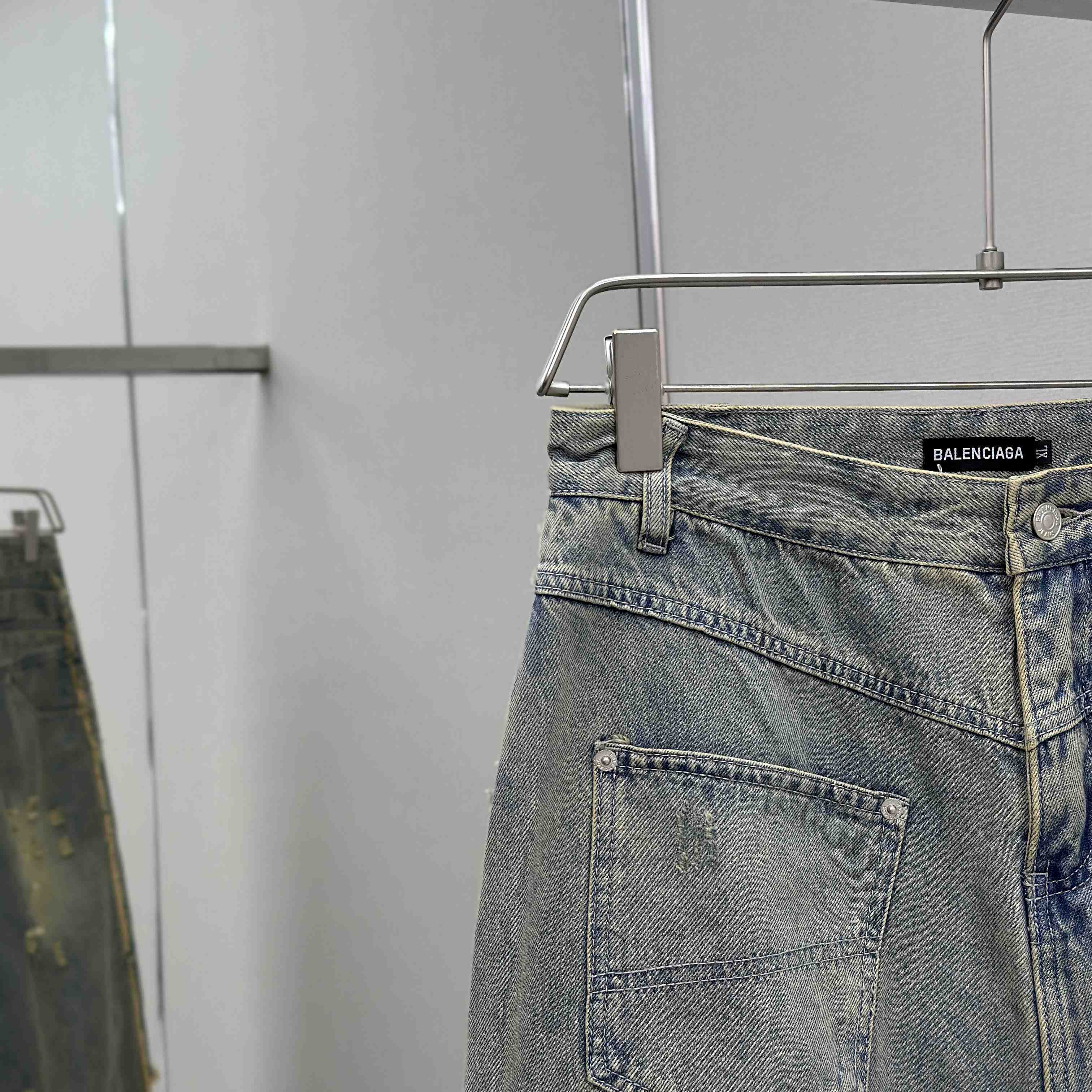 Balenciaga Baggy Pants  - FashionPlug