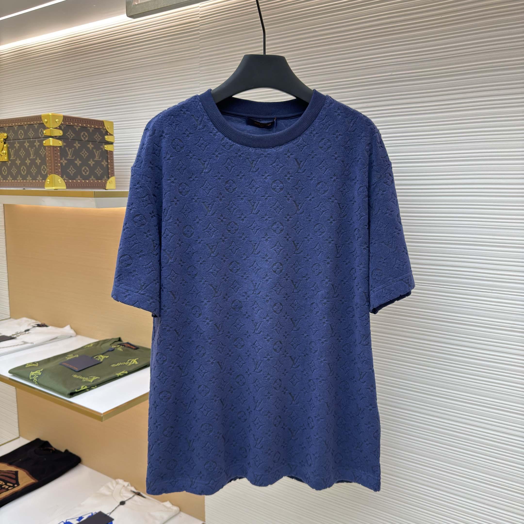 Louis Vuitton Monogram Fil Coupe T-shirt    1AIWEZ - FashionPlug