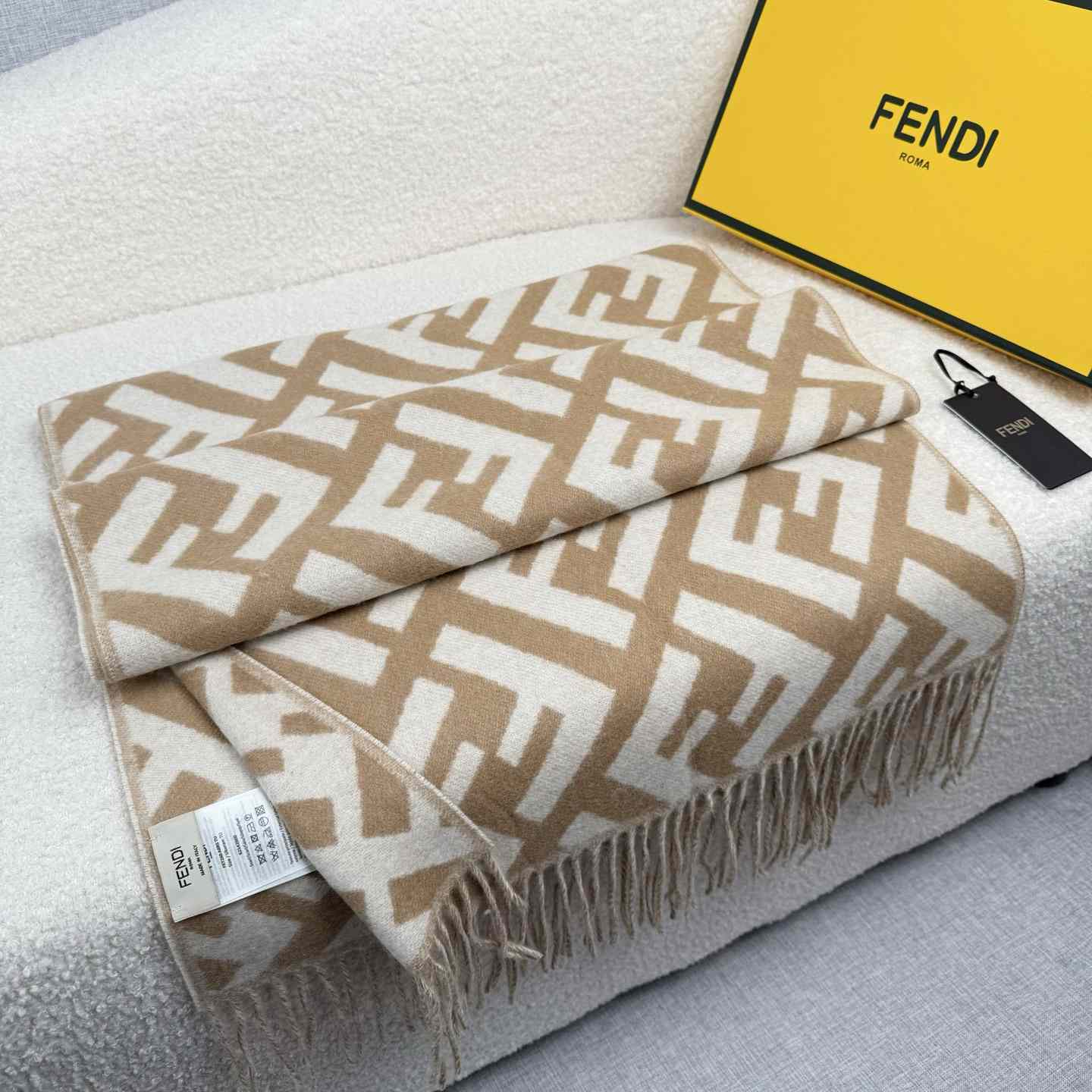 Fendi FF Scarf - FashionPlug