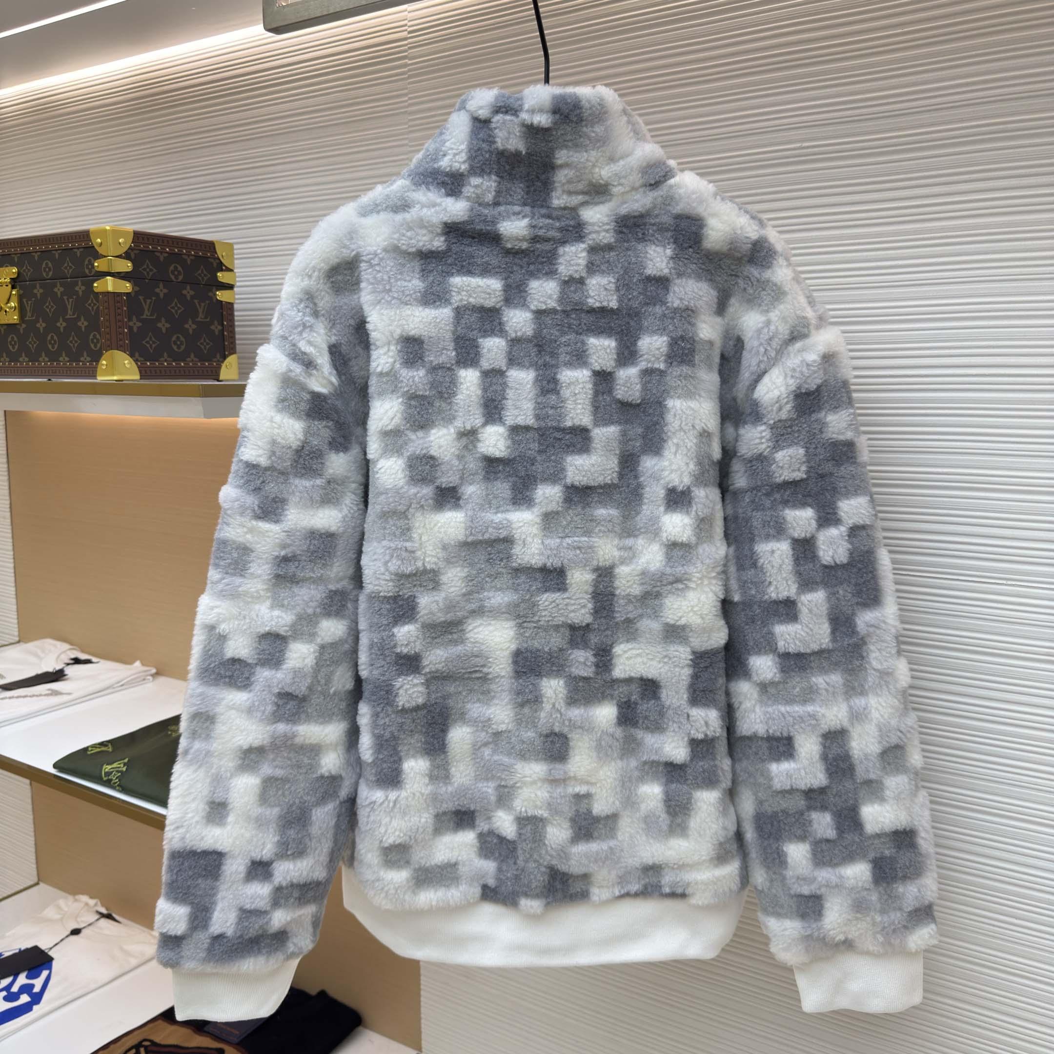 Louis Vuitton Fleece Blouson   1AGK16 - FashionPlug