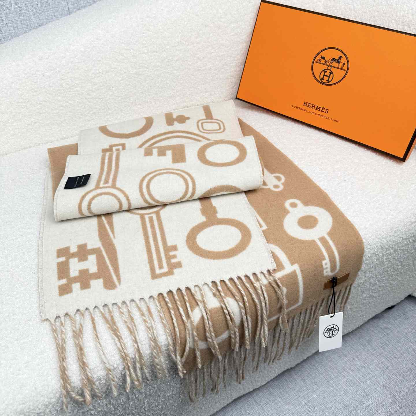 Hermes Casaque Porte-Clefs Scarf - FashionPlug