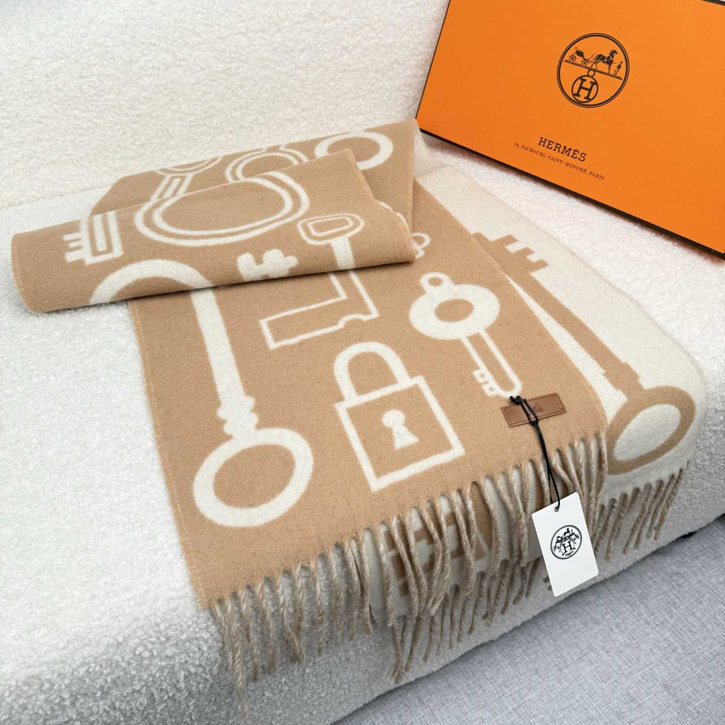 Hermes Casaque Porte-Clefs Scarf - FashionPlug