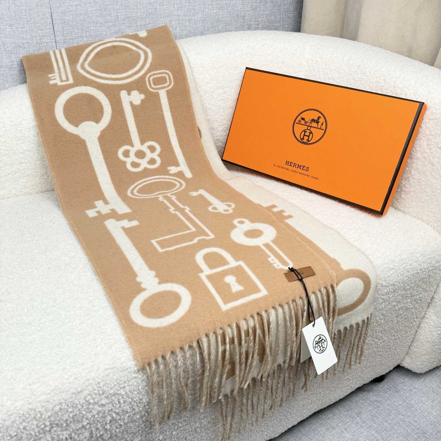 Hermes Casaque Porte-Clefs Scarf - FashionPlug