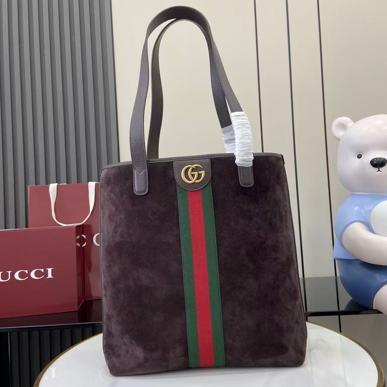 Gucci Ophidia Medium Tote Bag - FashionPlug