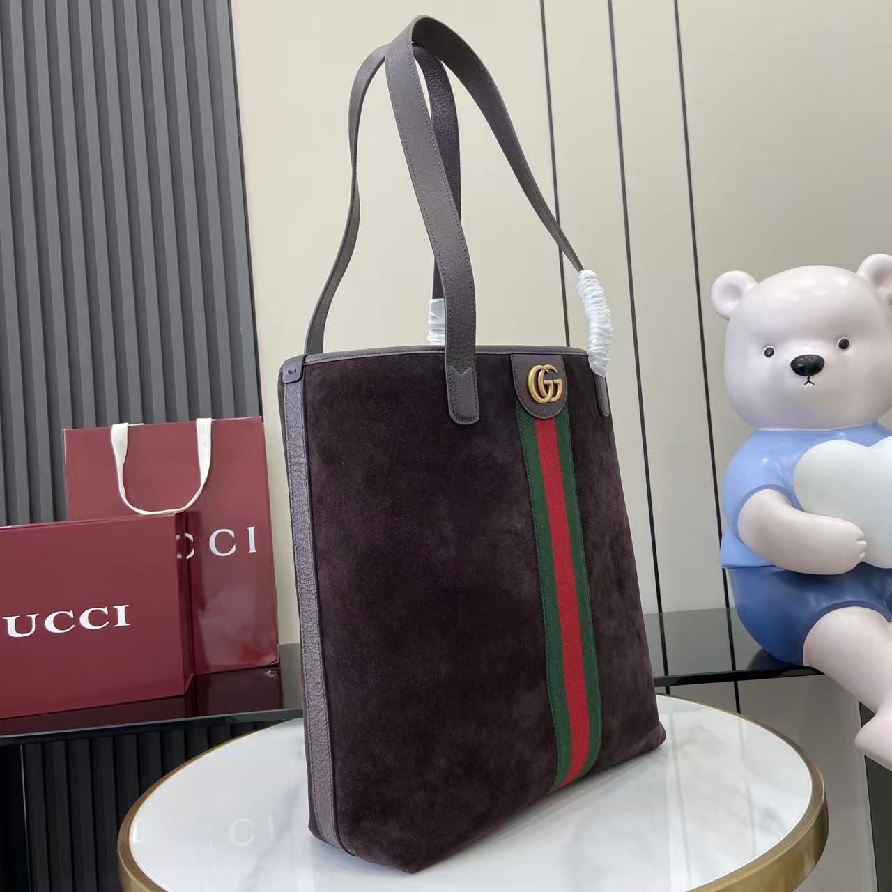 Gucci Ophidia Medium Tote Bag - FashionPlug