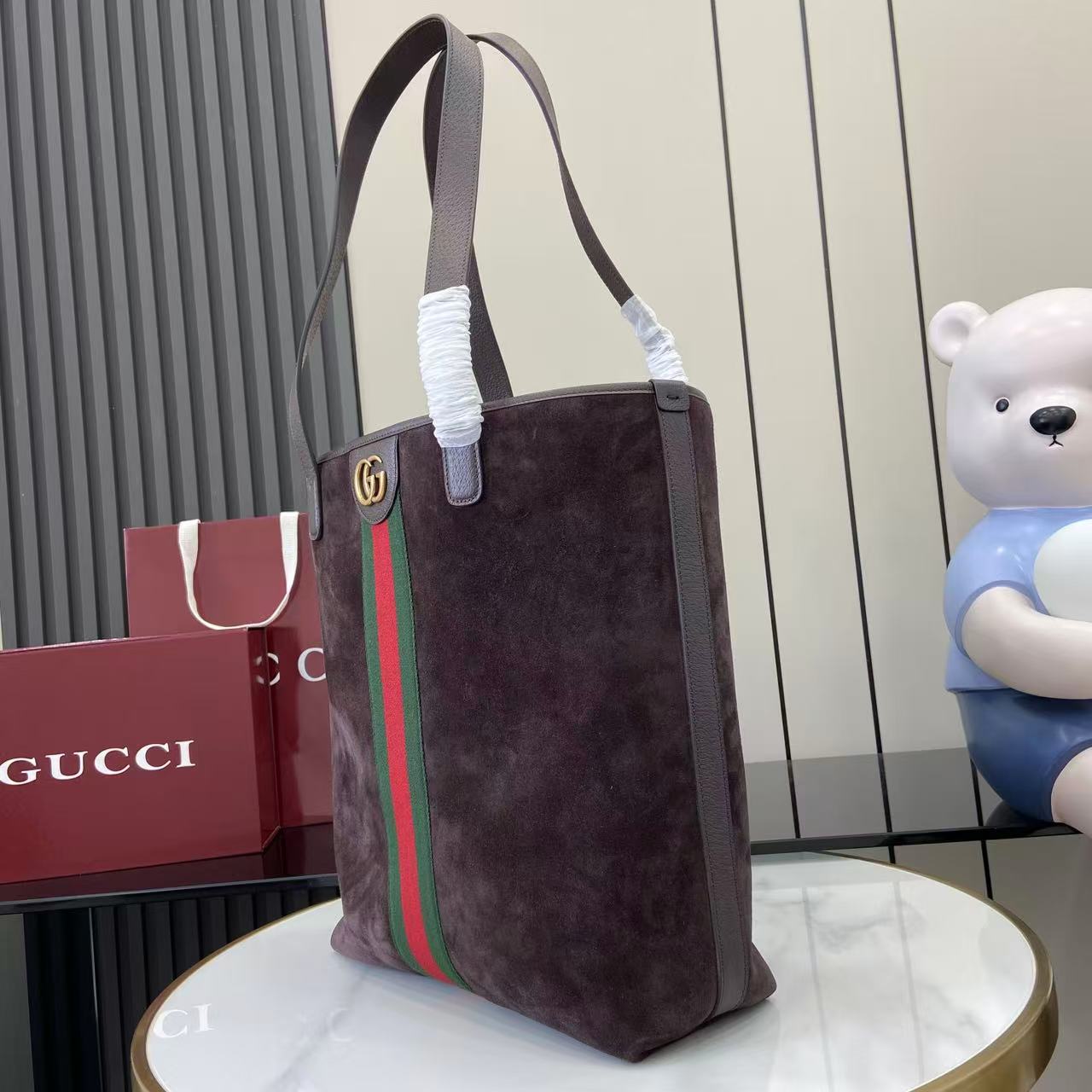 Gucci Ophidia Medium Tote Bag - FashionPlug