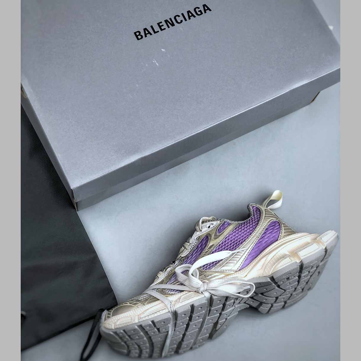 Balenciaga 3XL Gradient Sneaker - FashionPlug