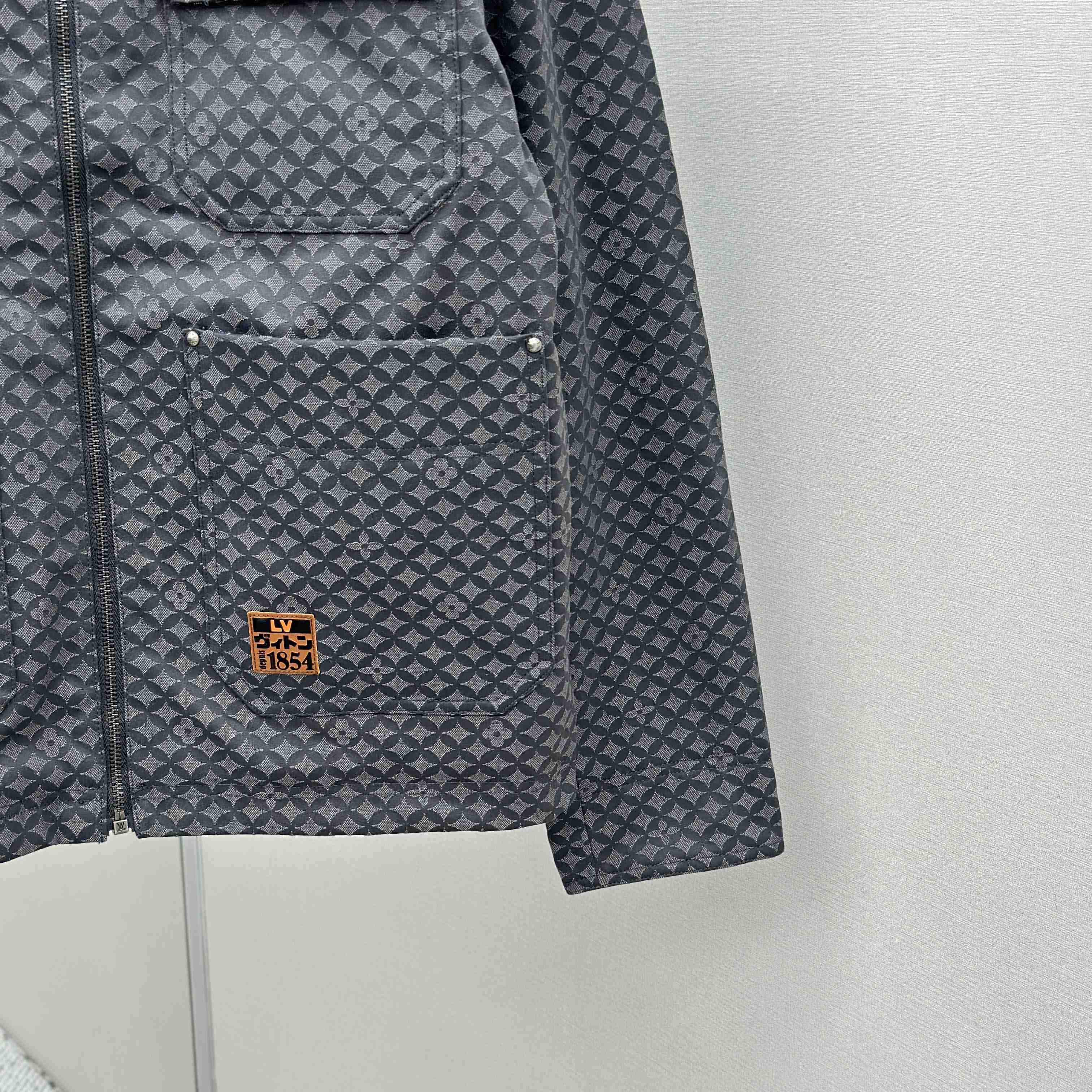 Louis Vuitton Workwear Blouson   1AILNQ - FashionPlug