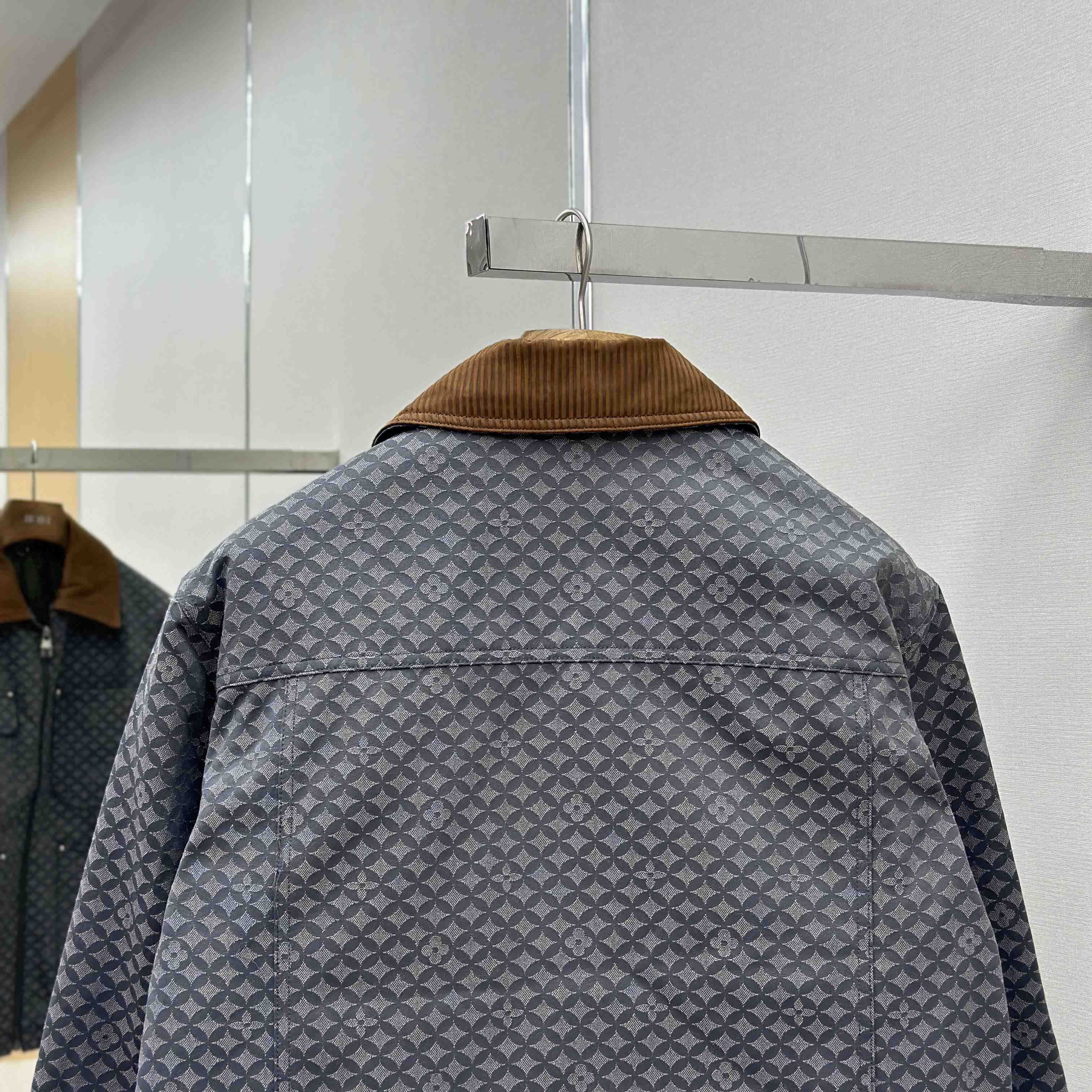 Louis Vuitton Workwear Blouson   1AILNQ - FashionPlug