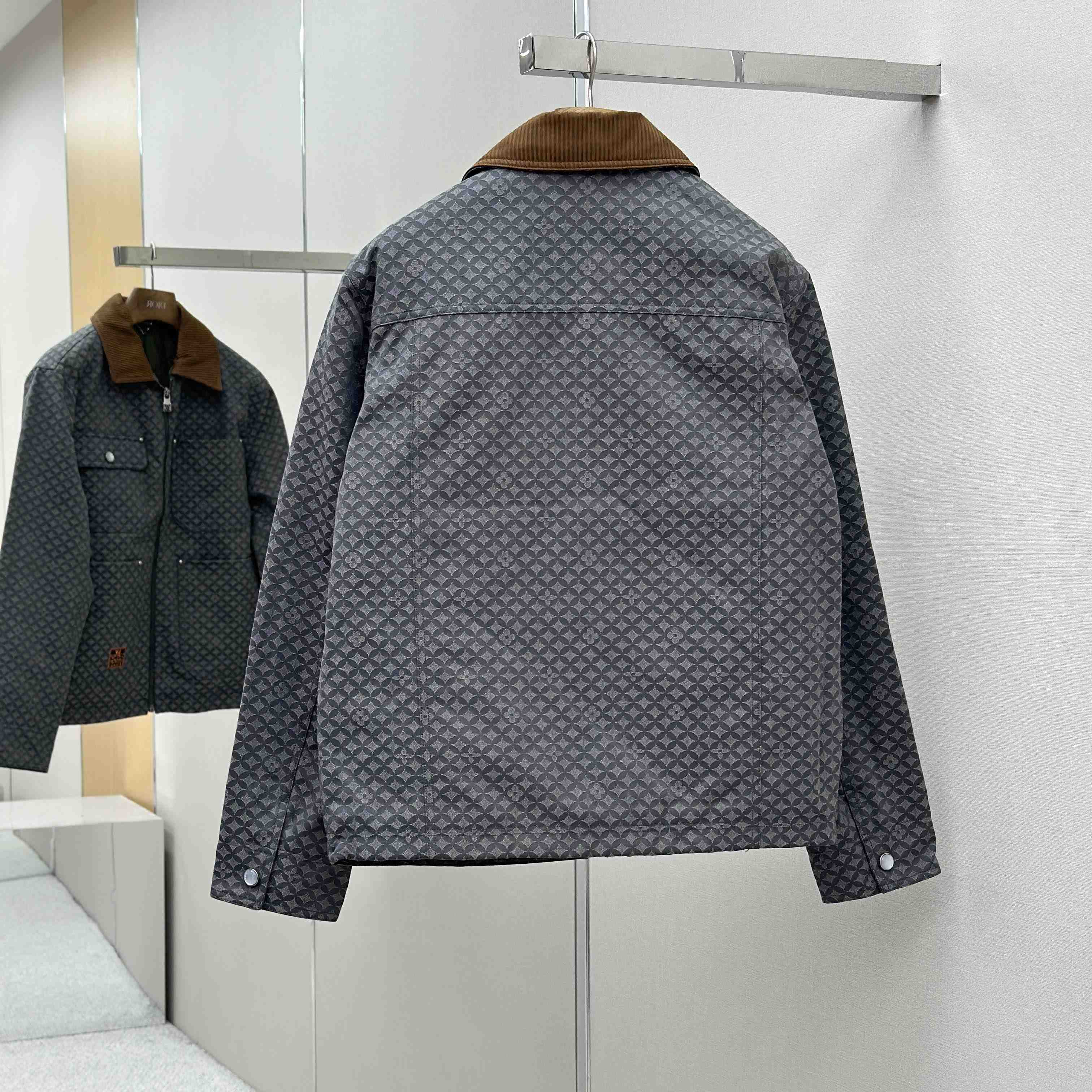 Louis Vuitton Workwear Blouson   1AILNQ - FashionPlug