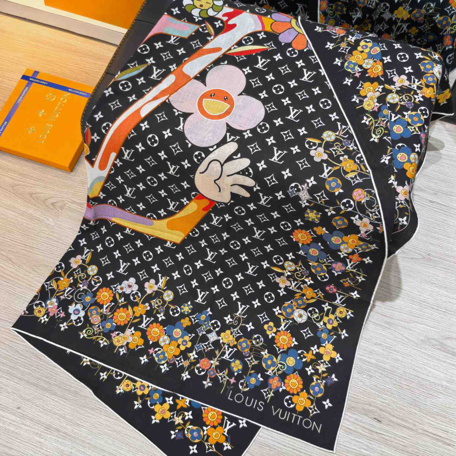 Louis Vuitton LV x TM Monogram Superflat Shawl    - FashionPlug