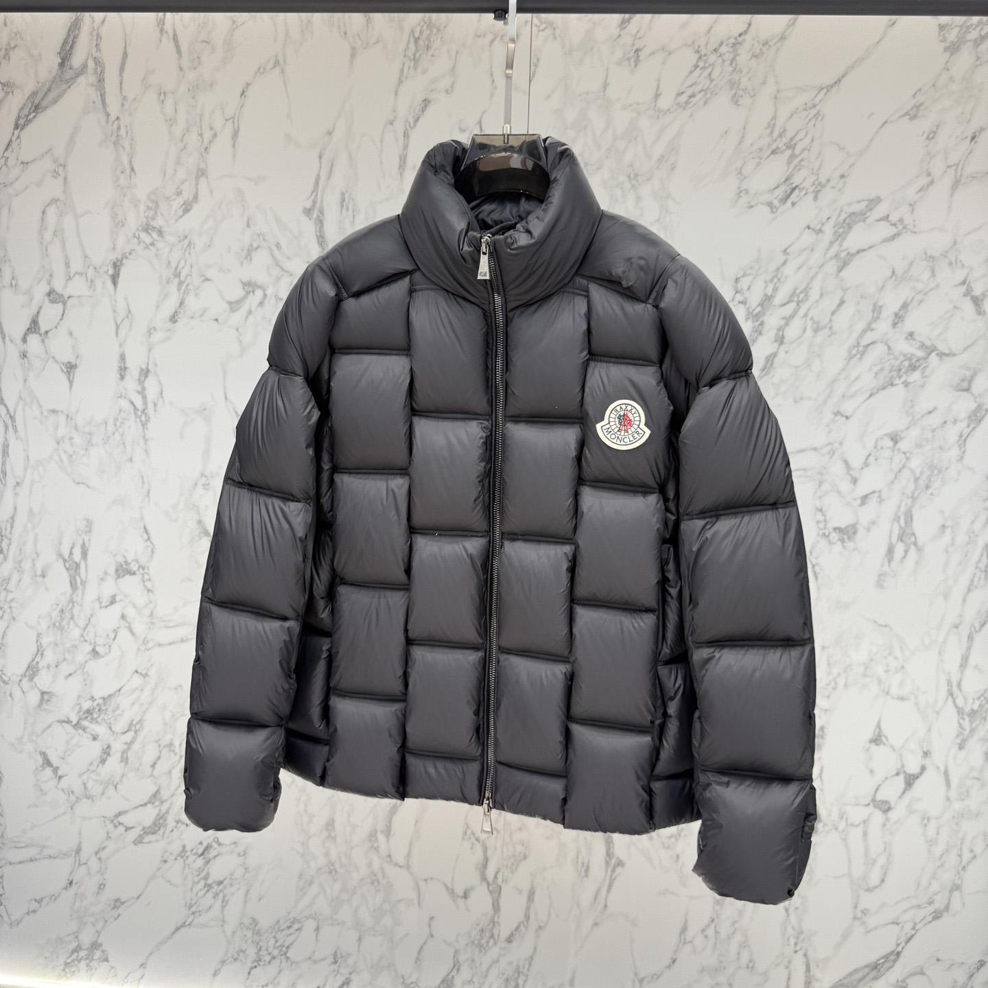 Moncler Short Down Jacket - FashionPlug