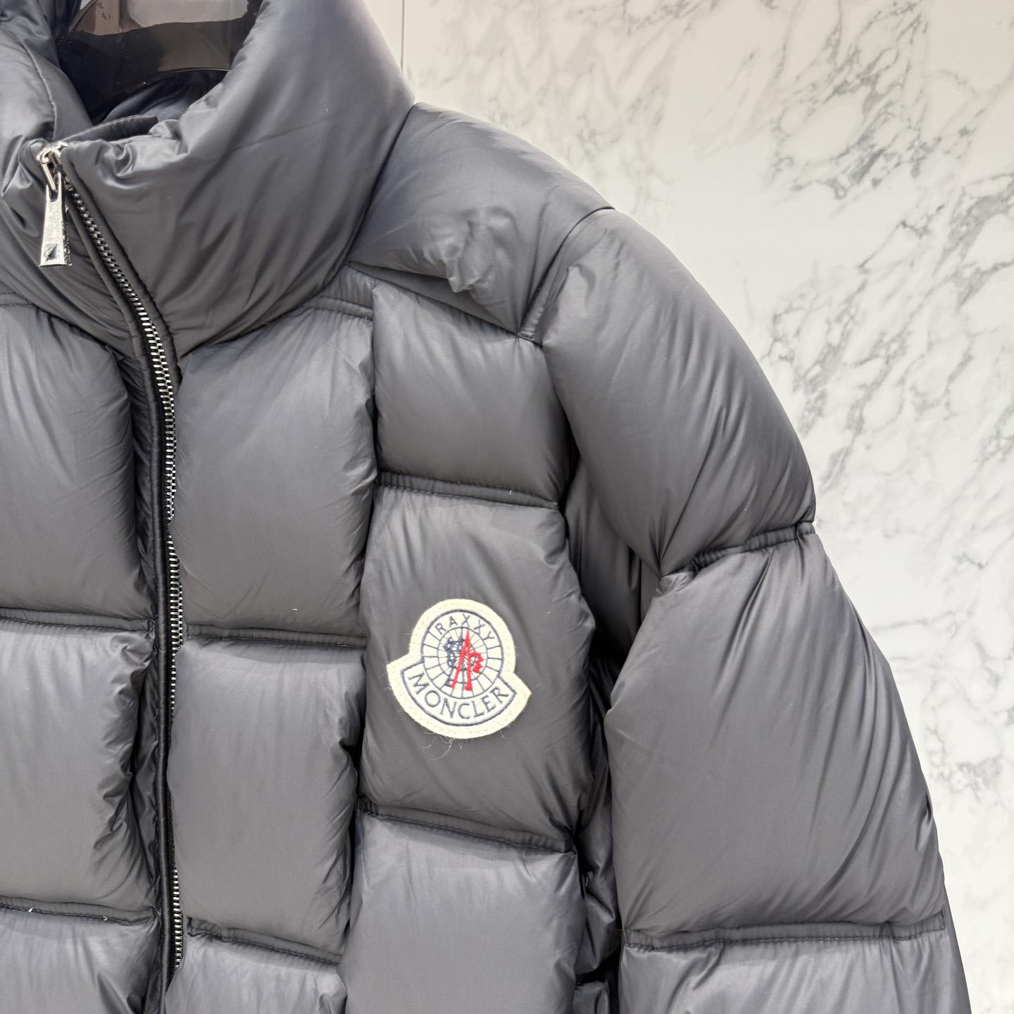 Moncler Short Down Jacket - FashionPlug