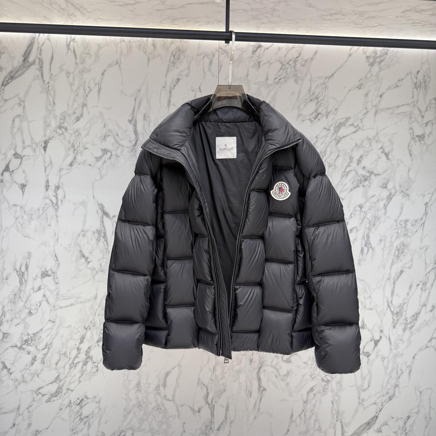 Moncler Short Down Jacket - FashionPlug