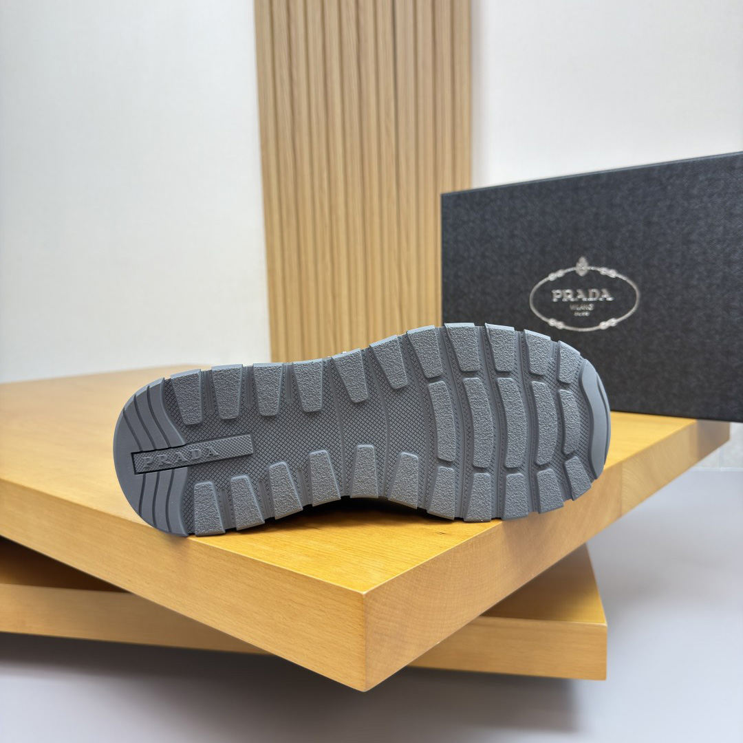 Prada Prax 2.0 Sneakers - FashionPlug