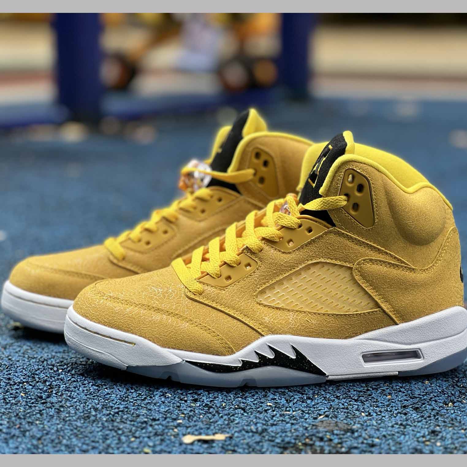 Air Jordan 5 “Michigan” PE Gold Yellow HQ7978-701 - FashionPlug