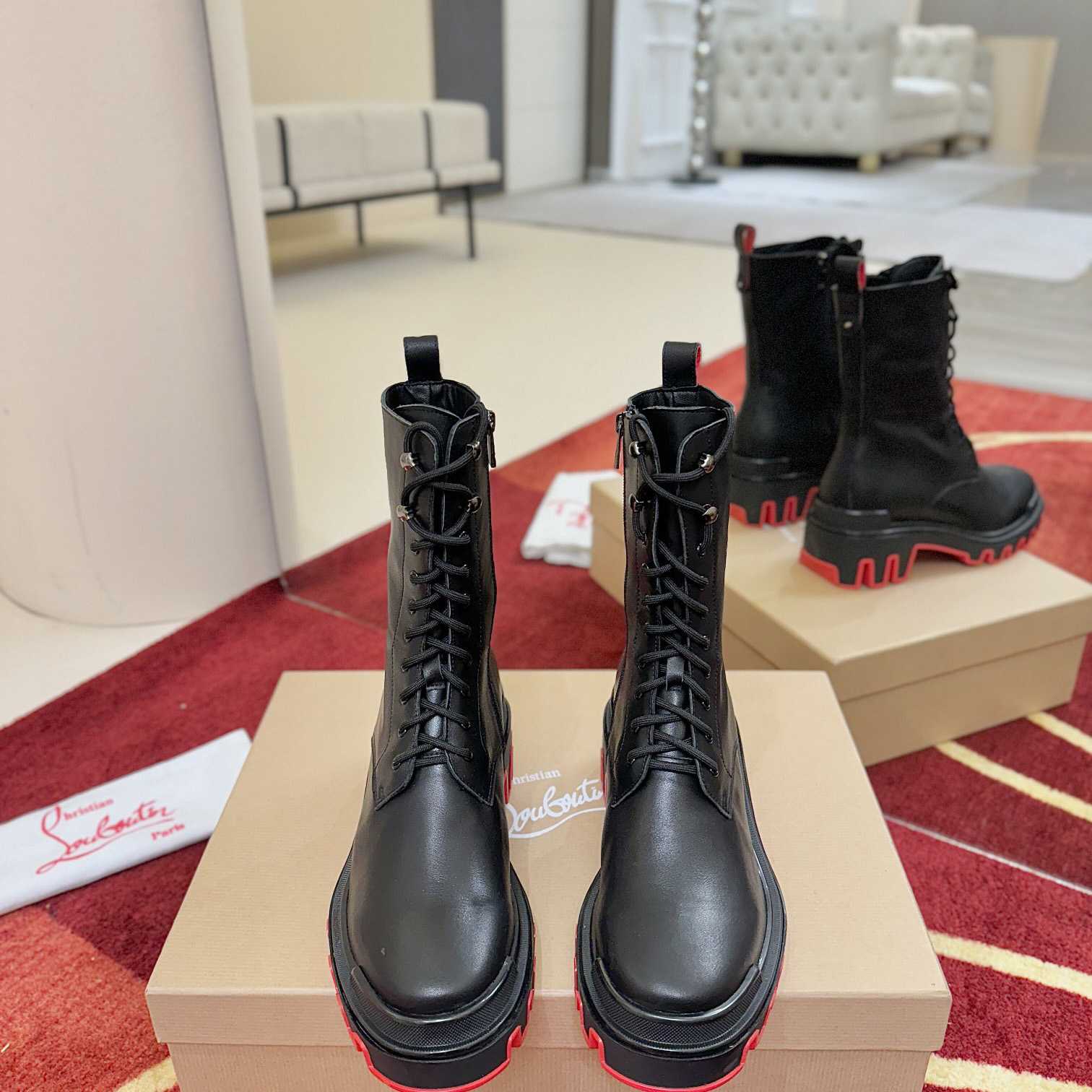 Christian Louboutin Dune Trott Alta Low Boots - FashionPlug