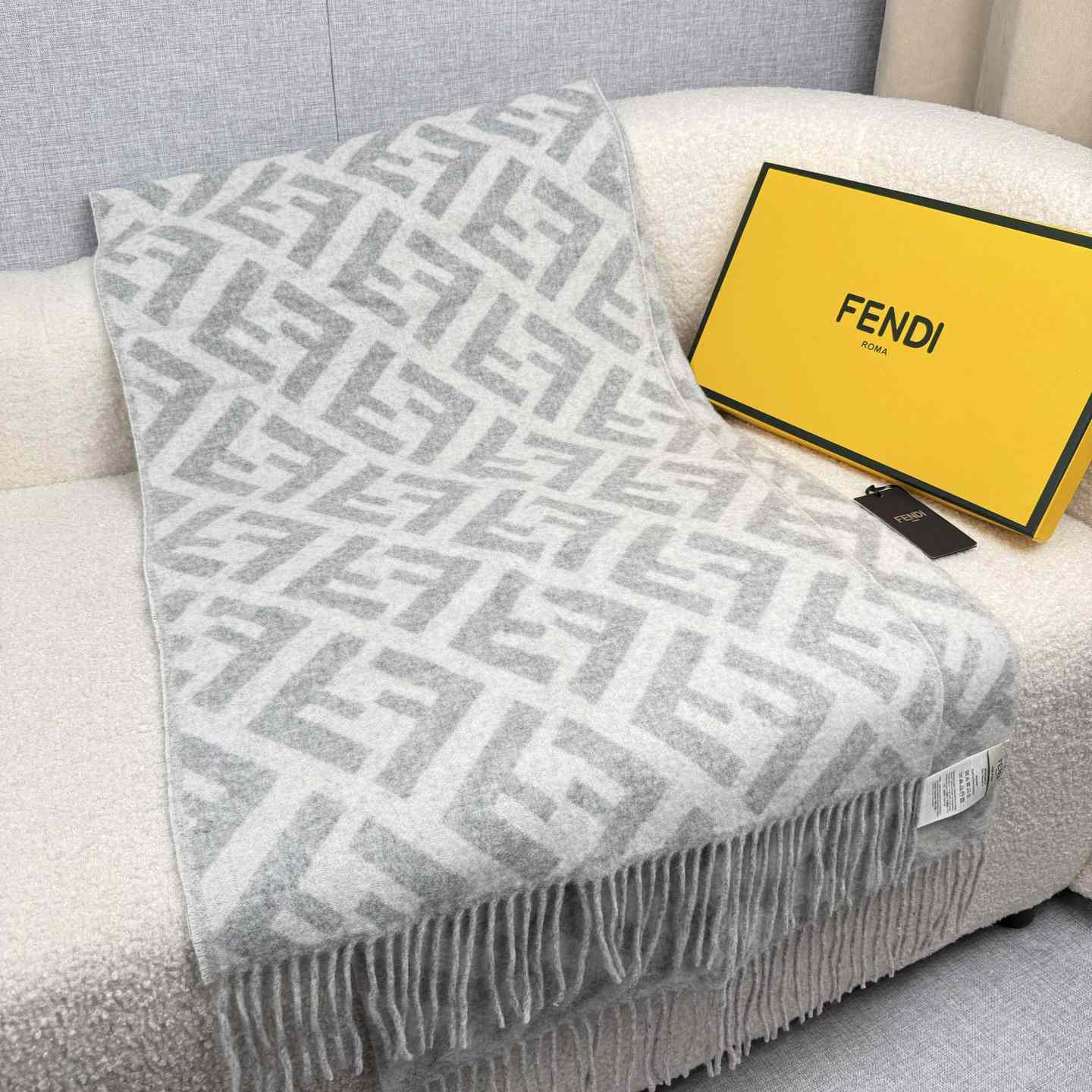 Fendi FF Scarf - FashionPlug