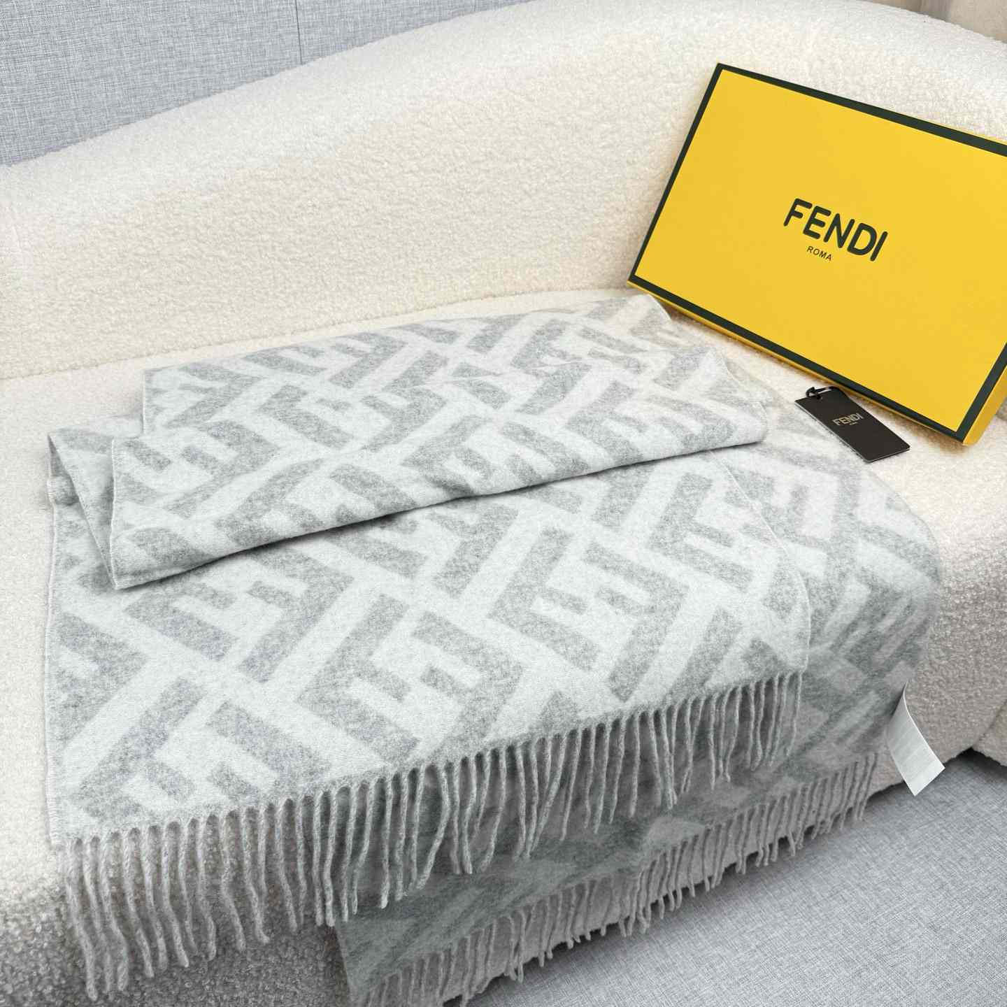 Fendi FF Scarf - FashionPlug