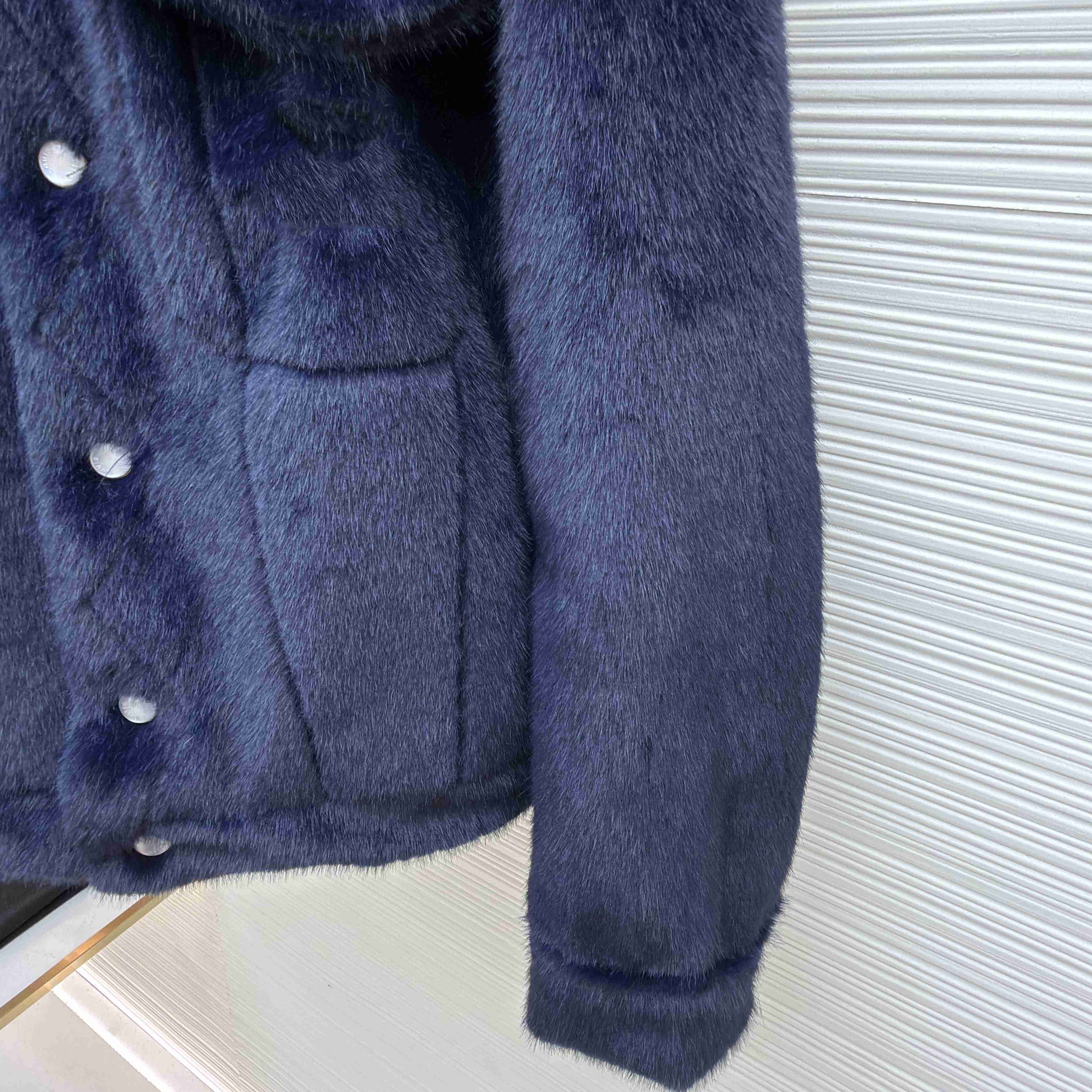 Louis Vuitton Mink Denim Trucker Jacket   1AILX0 - FashionPlug