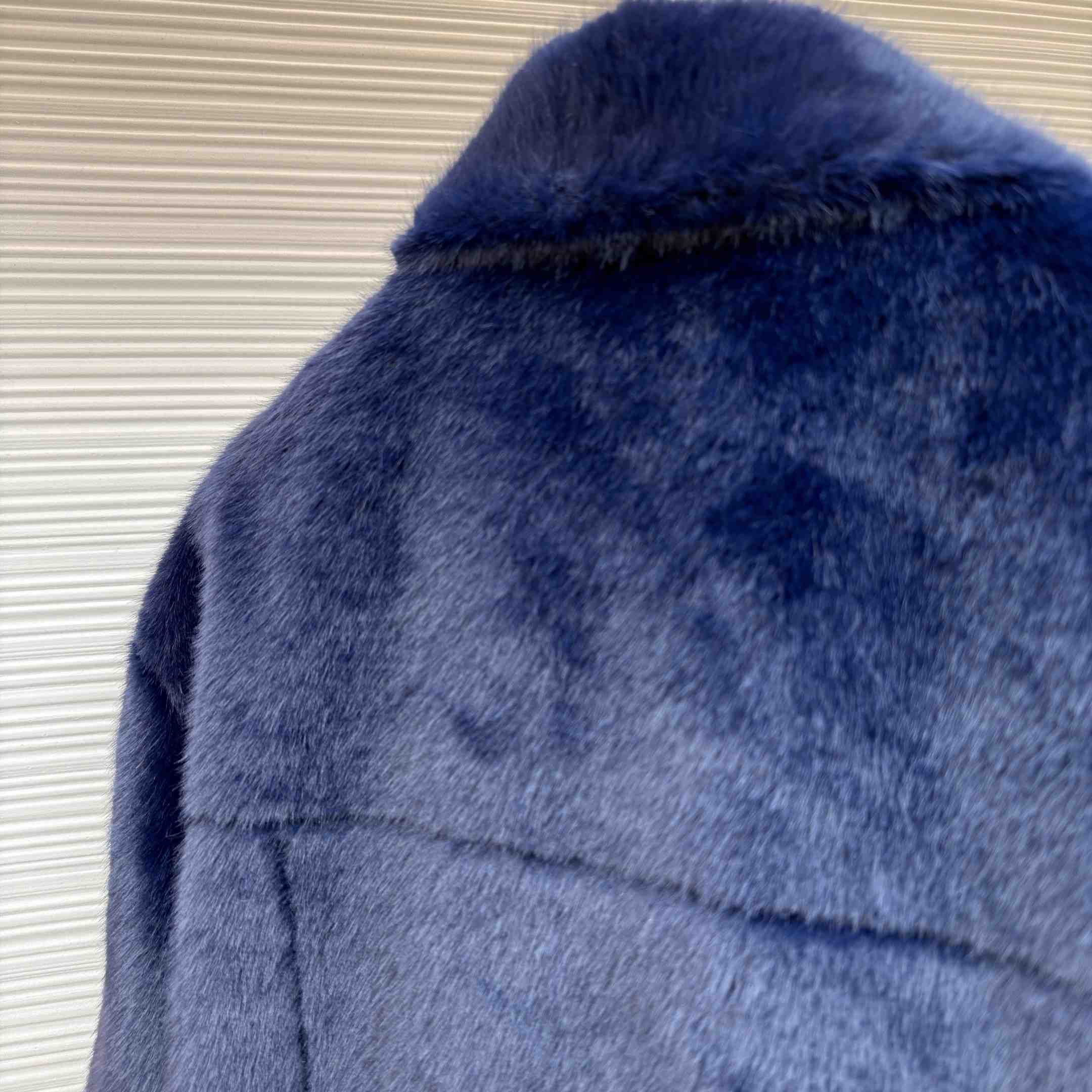 Louis Vuitton Mink Denim Trucker Jacket   1AILX0 - FashionPlug