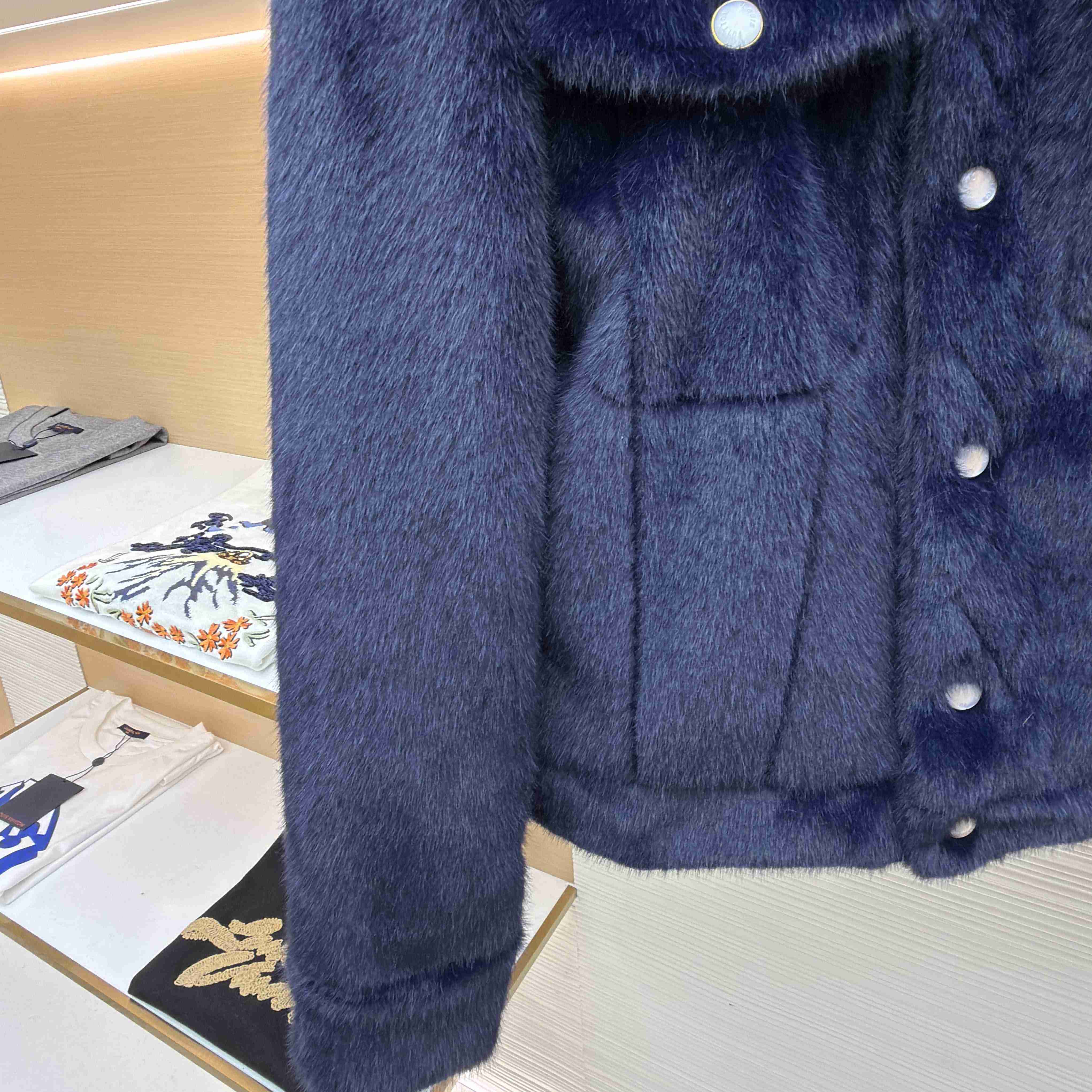 Louis Vuitton Mink Denim Trucker Jacket   1AILX0 - FashionPlug